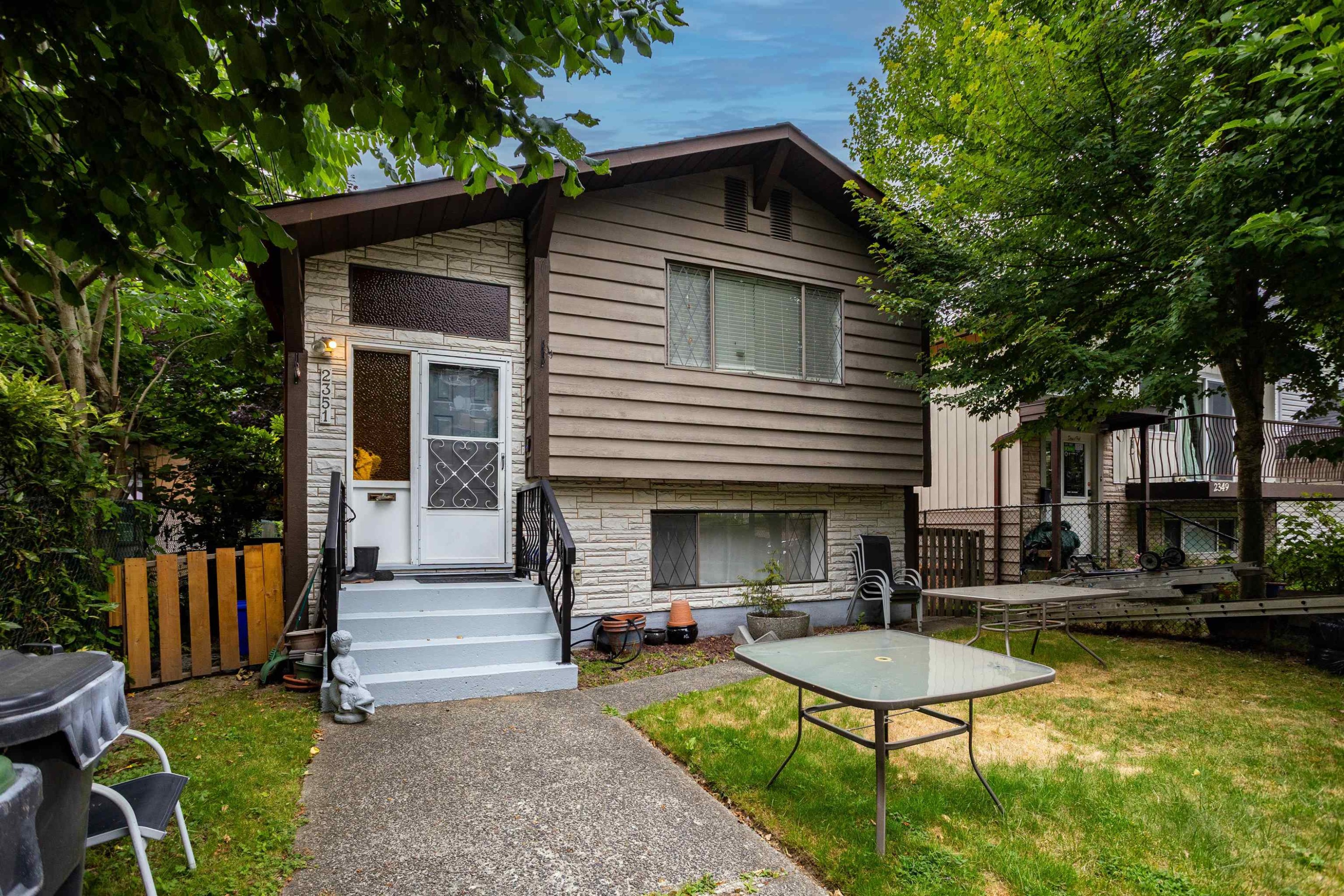 2351 Hawthorne Avenue, Port Coquitlam, BC
