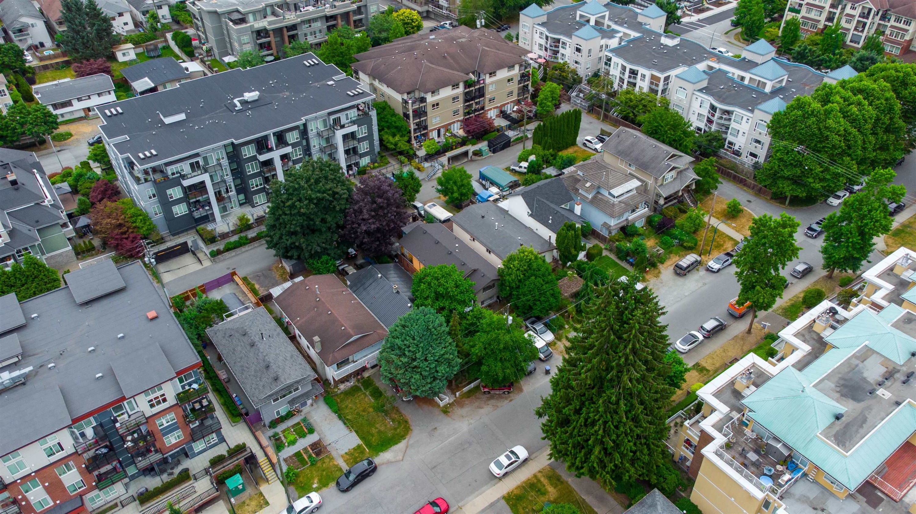 2351 Hawthorne Avenue, Port Coquitlam, BC