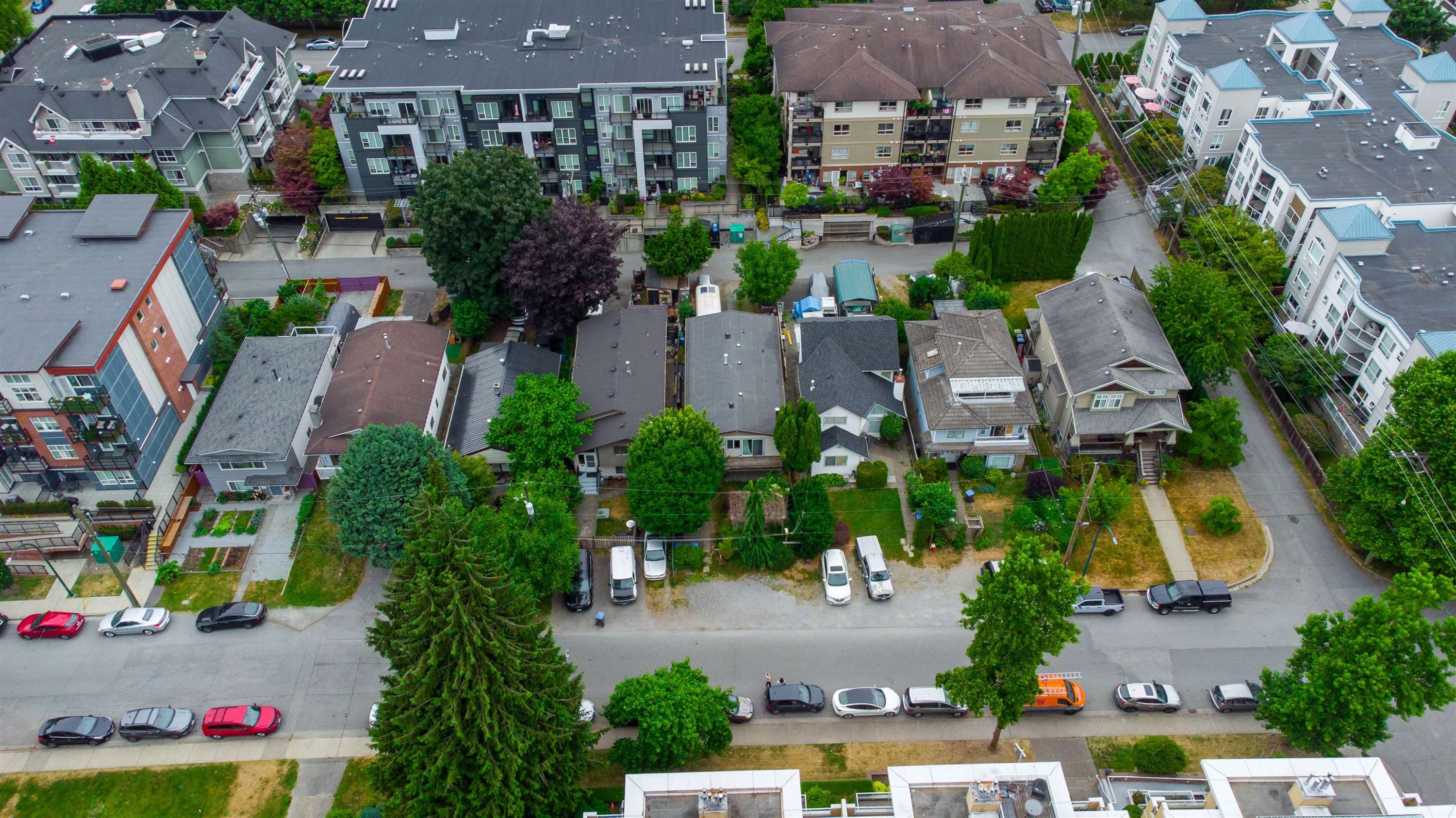2351 Hawthorne Avenue, Port Coquitlam, BC