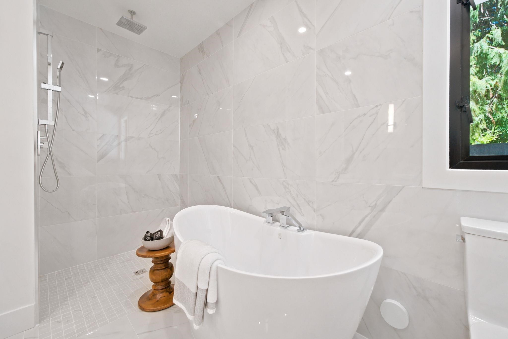 2508 Nelson Avenue, West Vancouver, BC