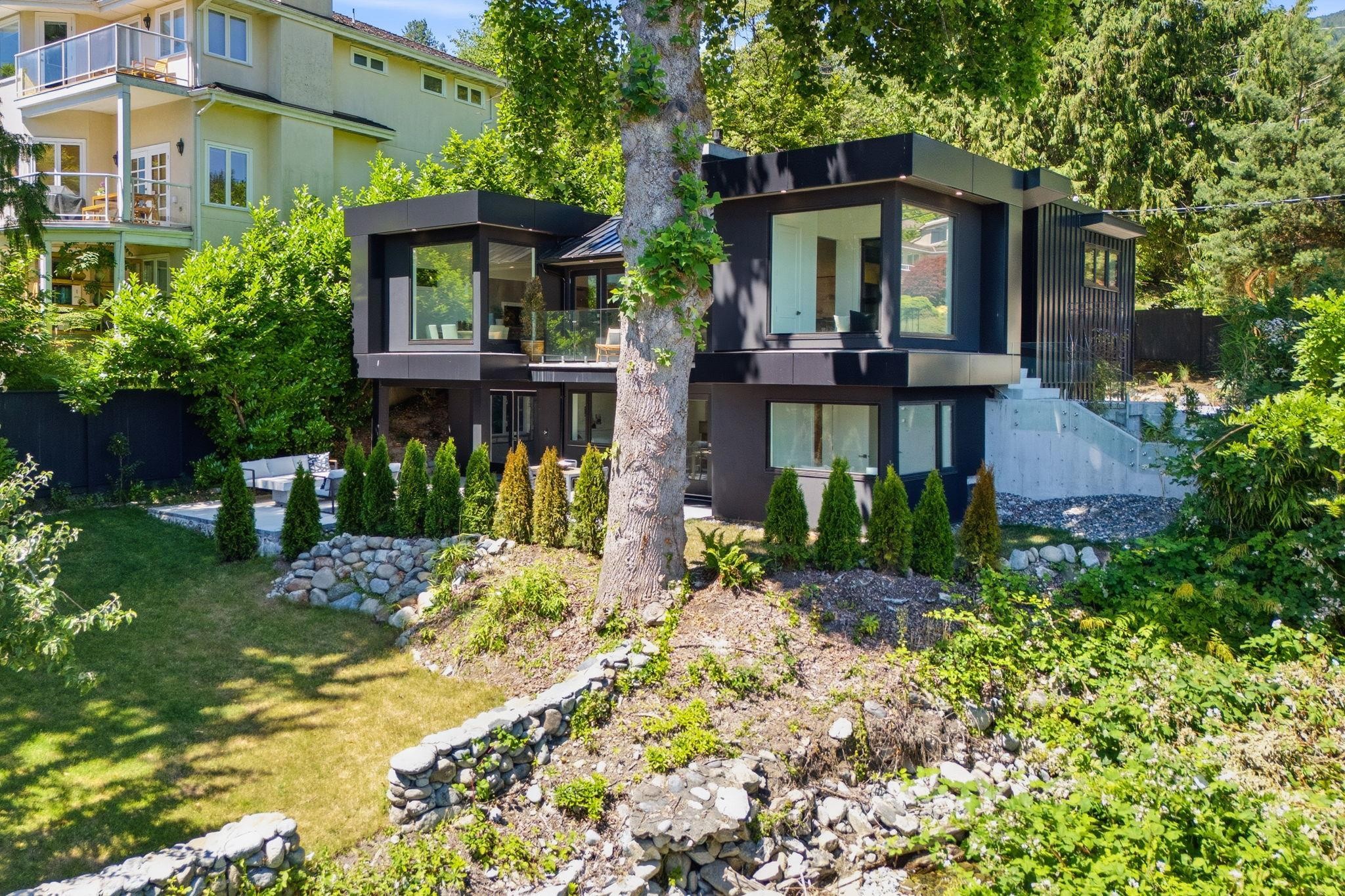 2508 Nelson Avenue, West Vancouver, BC