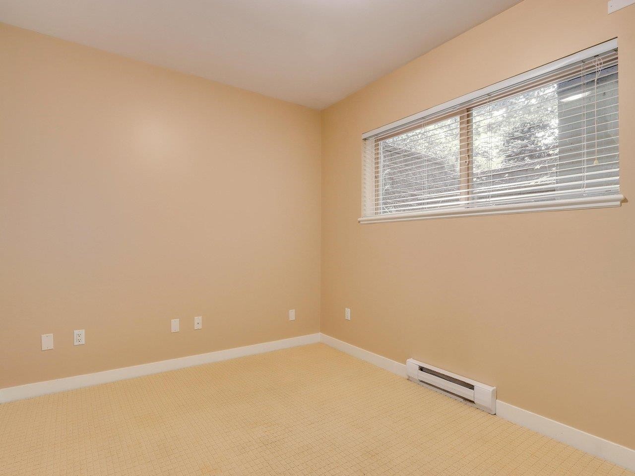 319 15Th Street E, North Vancouver, BC