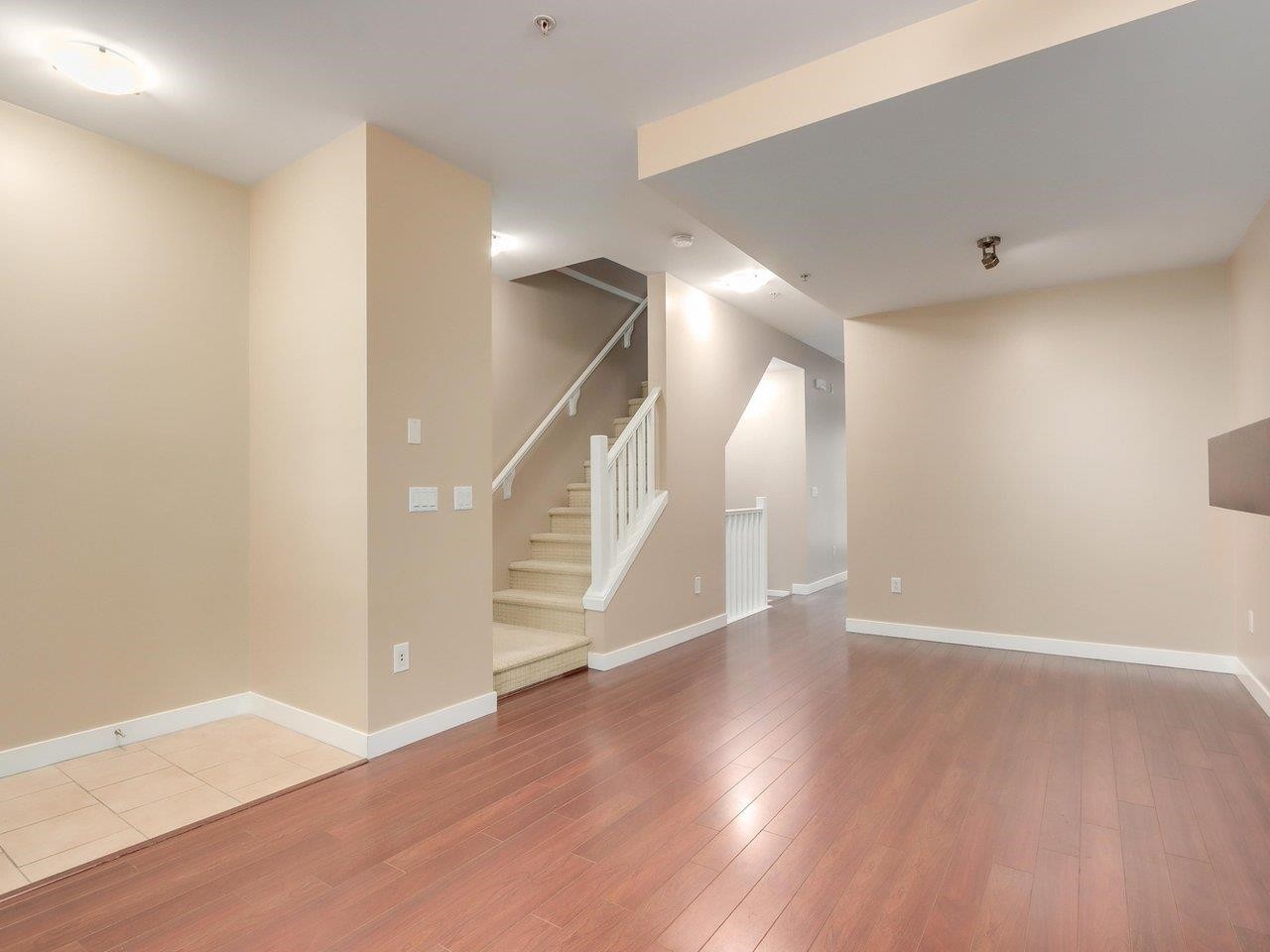 319 15Th Street E, North Vancouver, BC