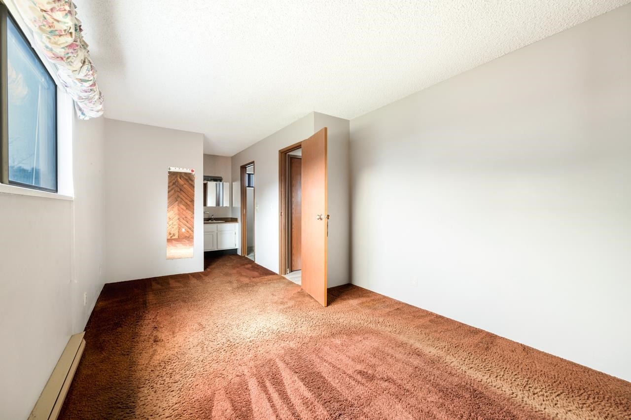 11121 Kingsbridge Drive, Richmond, BC - Indoor Photo Showing Other Room