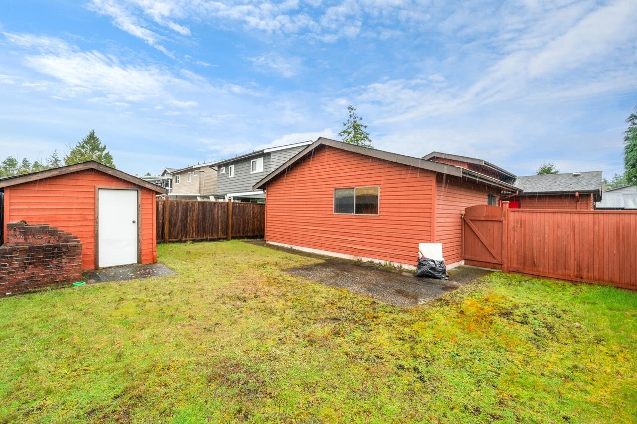 11121 Kingsbridge Drive, Richmond, BC - Outdoor With Exterior