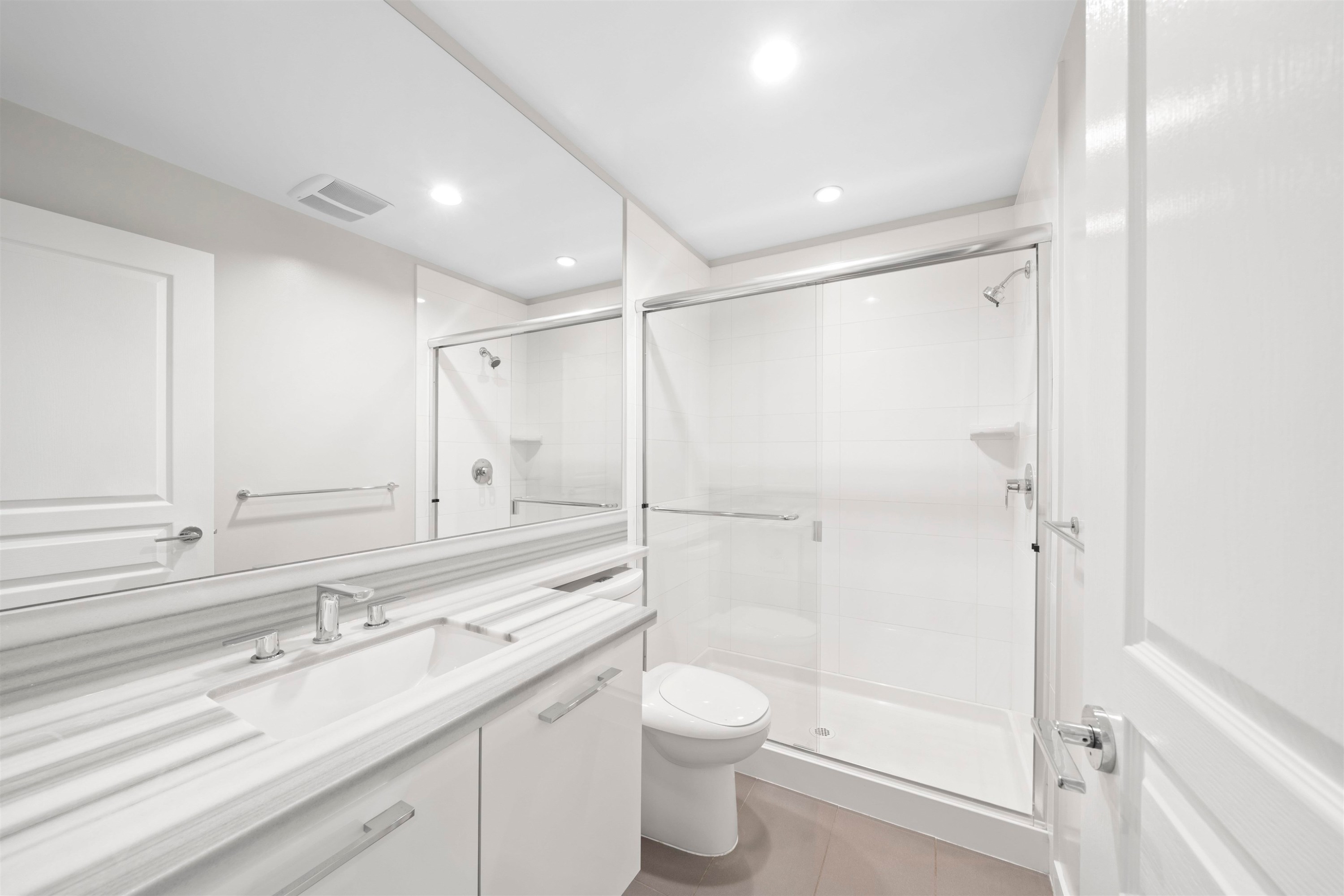 2801-3093 Windsor Gate, Coquitlam, BC