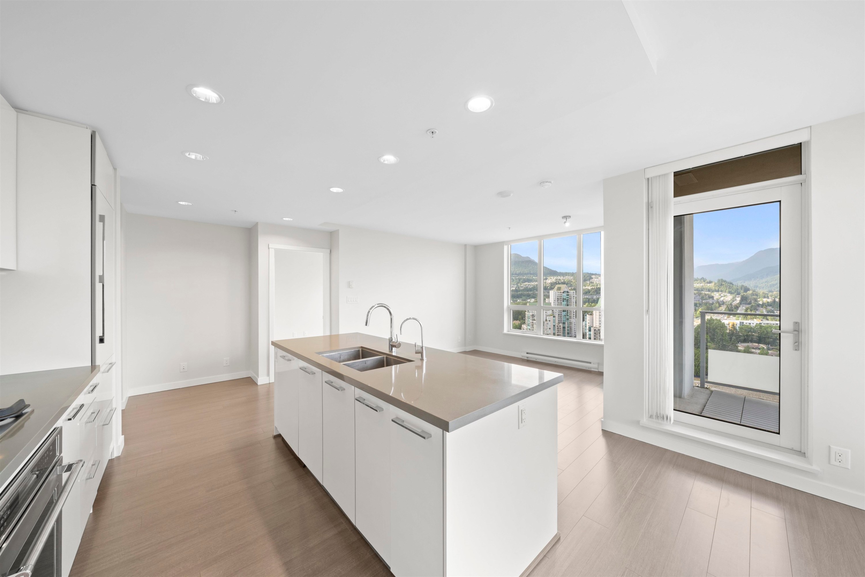 2801-3093 Windsor Gate, Coquitlam, BC