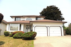19149 117b Avenue Pitt Meadows, BC V3Y 2C3