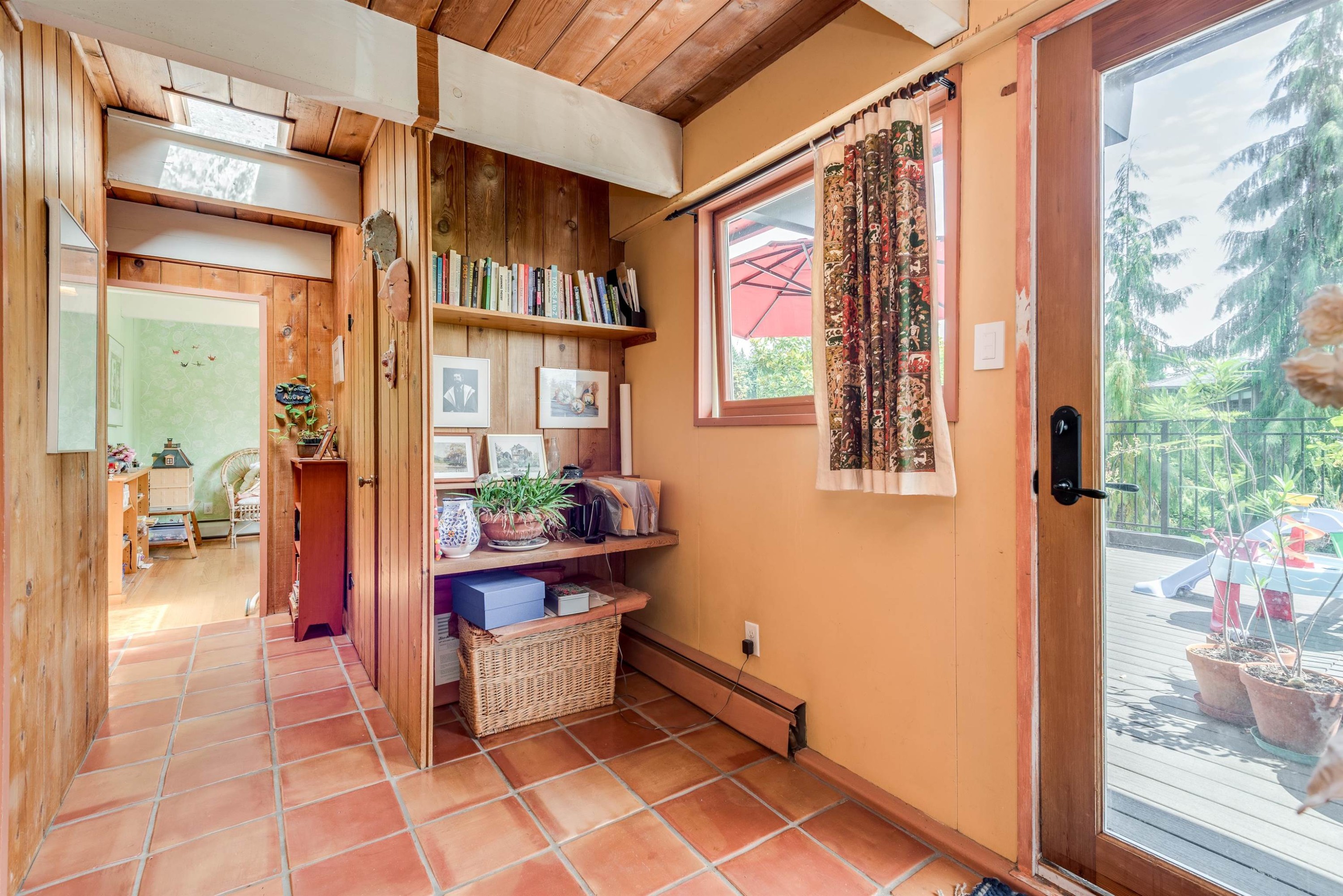 1764 Ottawa Place, West Vancouver, BC