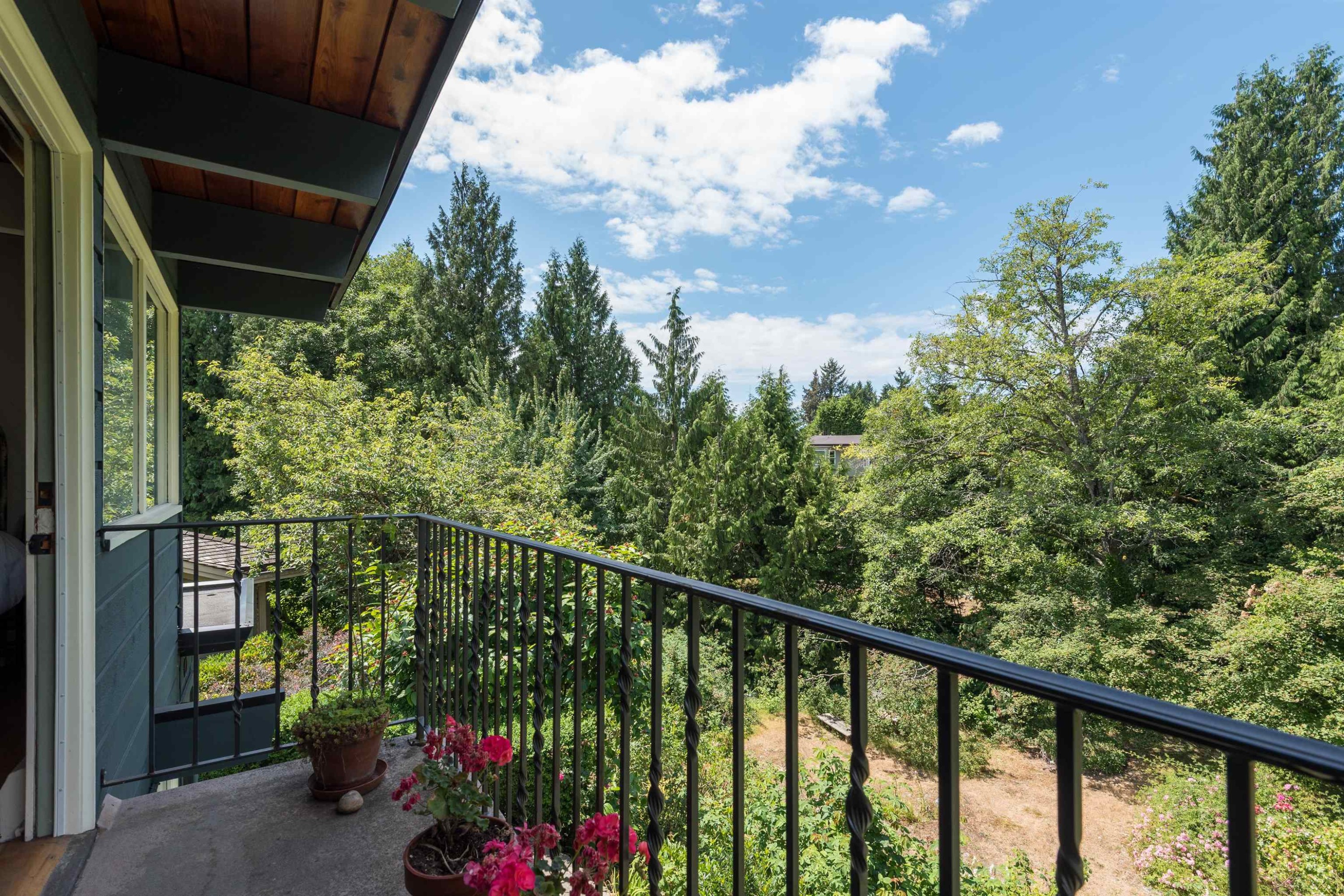 1764 Ottawa Place, West Vancouver, BC
