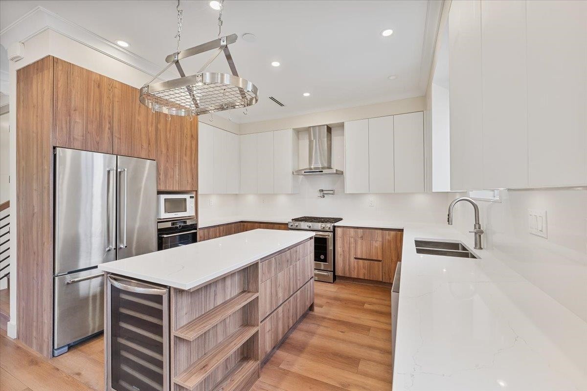 3179 16Th Avenue E, Vancouver, BC