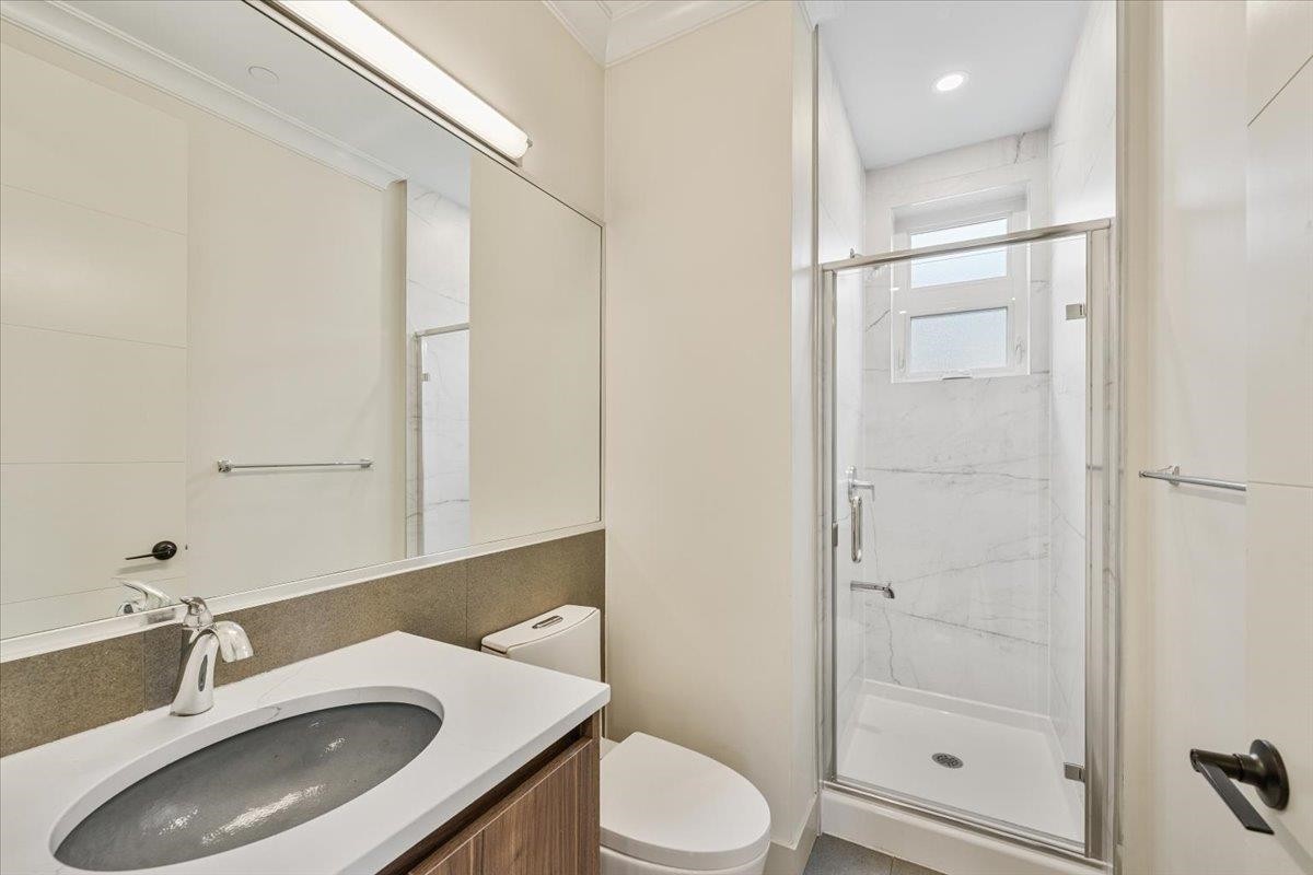 3179 16Th Avenue E, Vancouver, BC