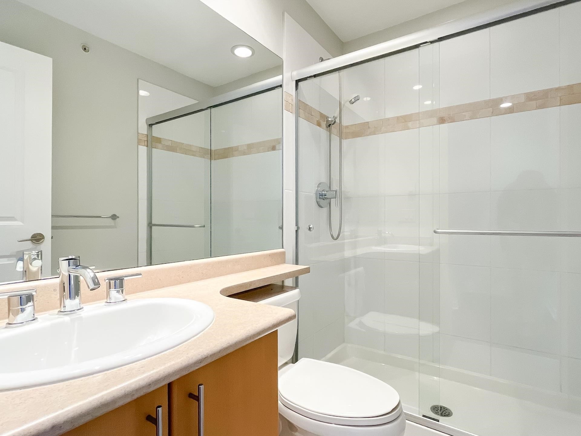 7425 Columbia Street, Vancouver, BC