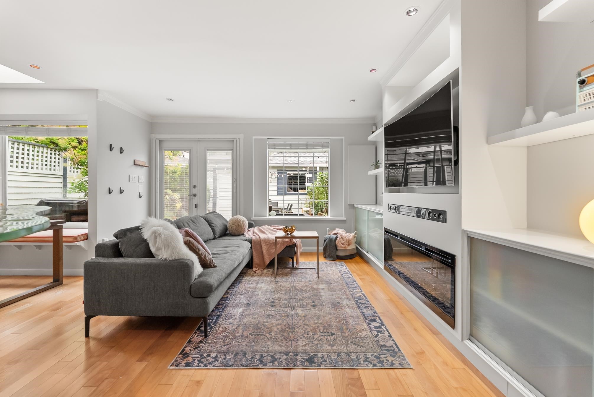 2146 14Th Avenue W, Vancouver, BC