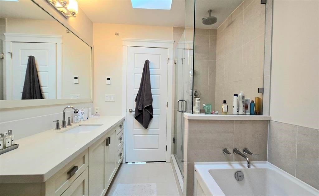 5467 Dunbar Street, Vancouver, BC