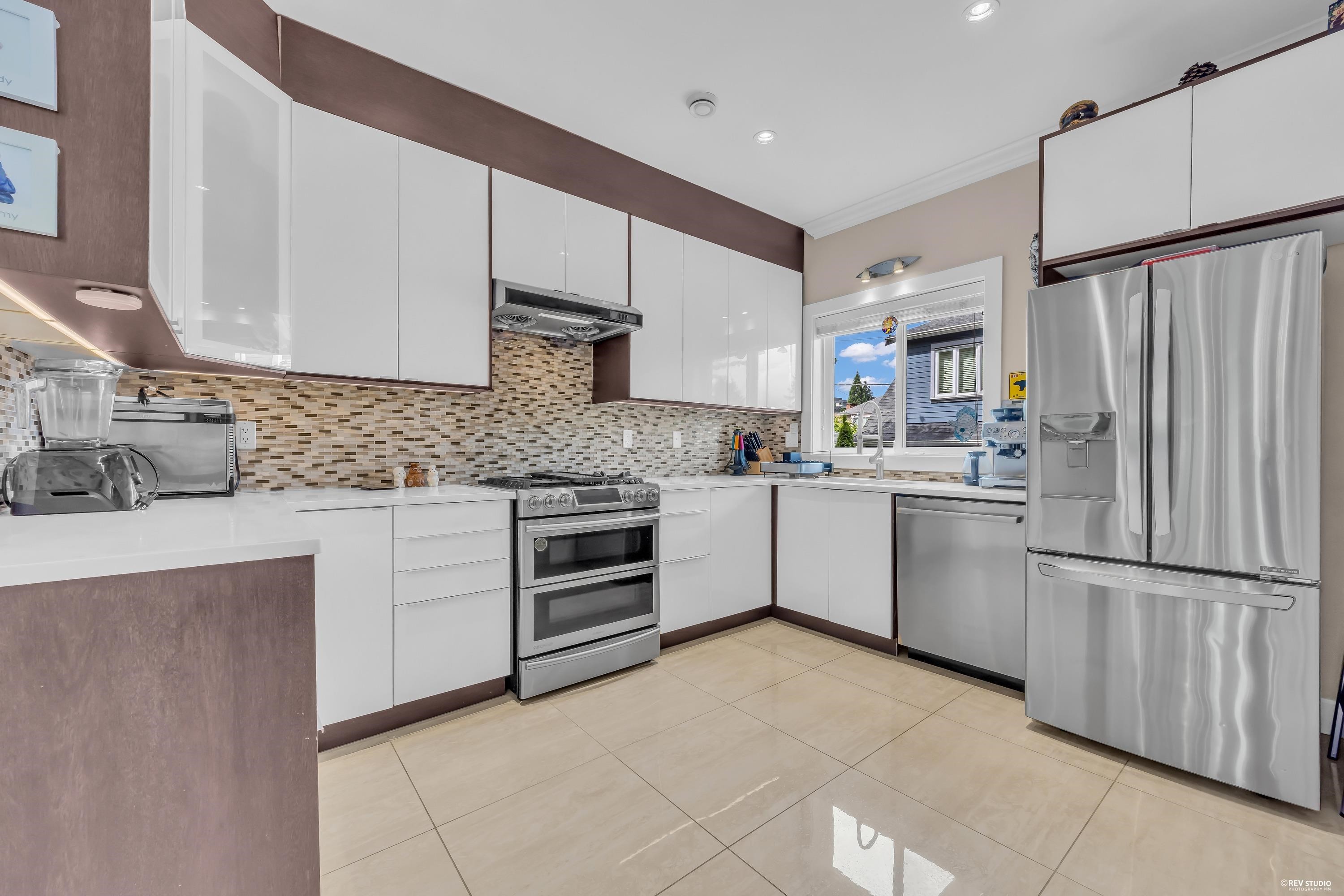 5603 Rhodes Street, Vancouver, BC