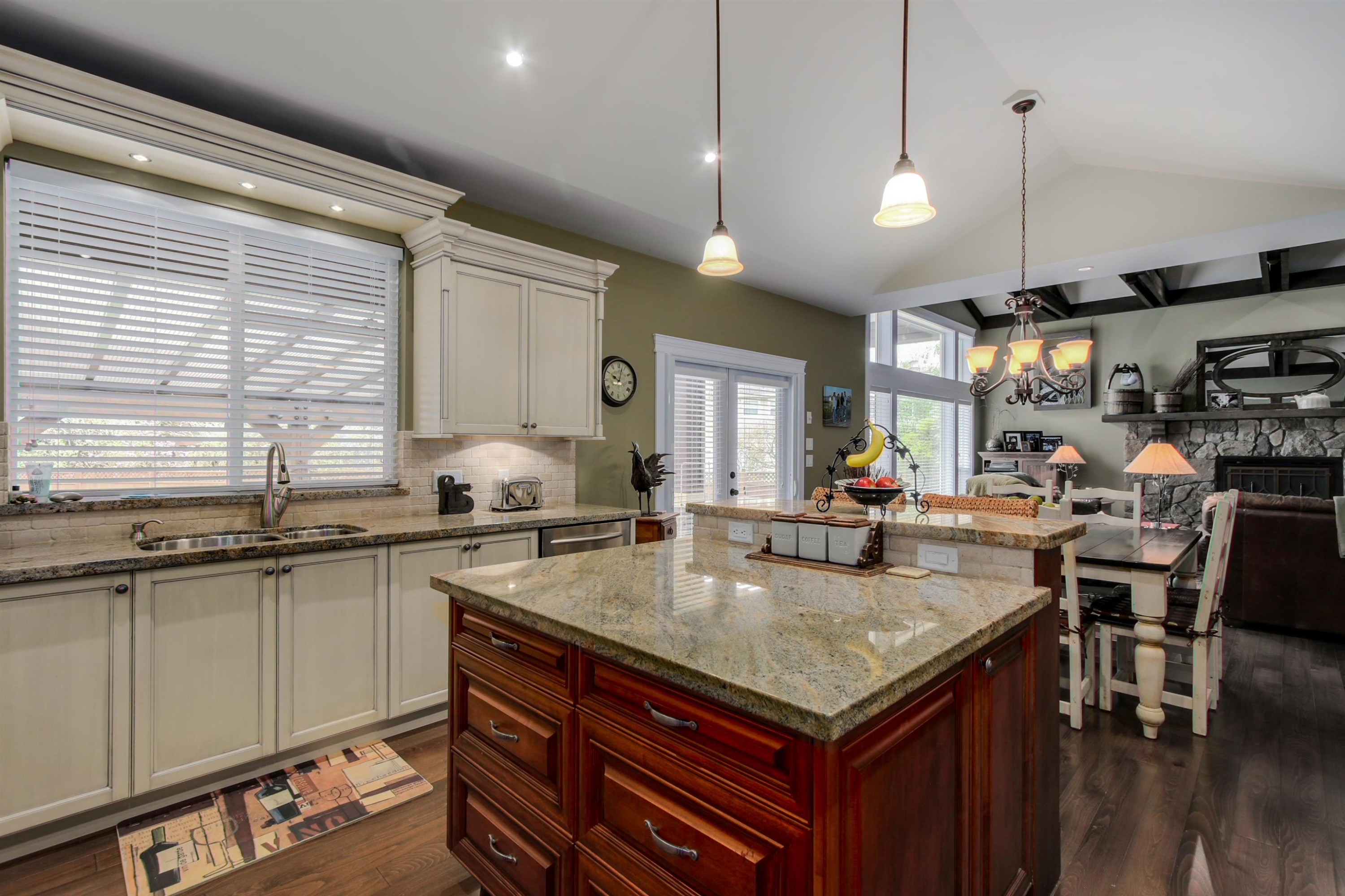 8760 Fairdell Crescent, Richmond, BC