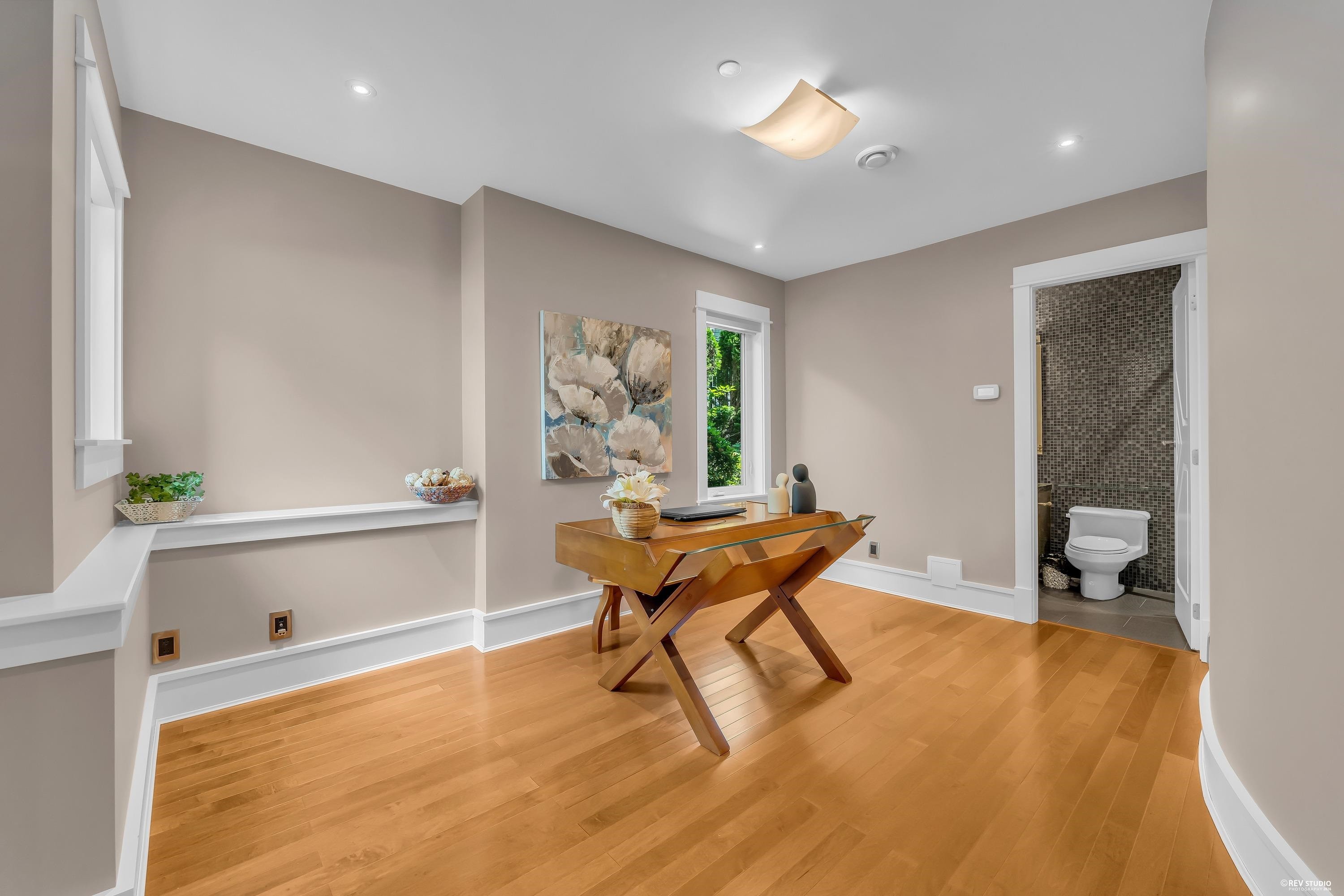 2793 Willoughby Road, West Vancouver, BC - Indoor Photo Showing Other Room