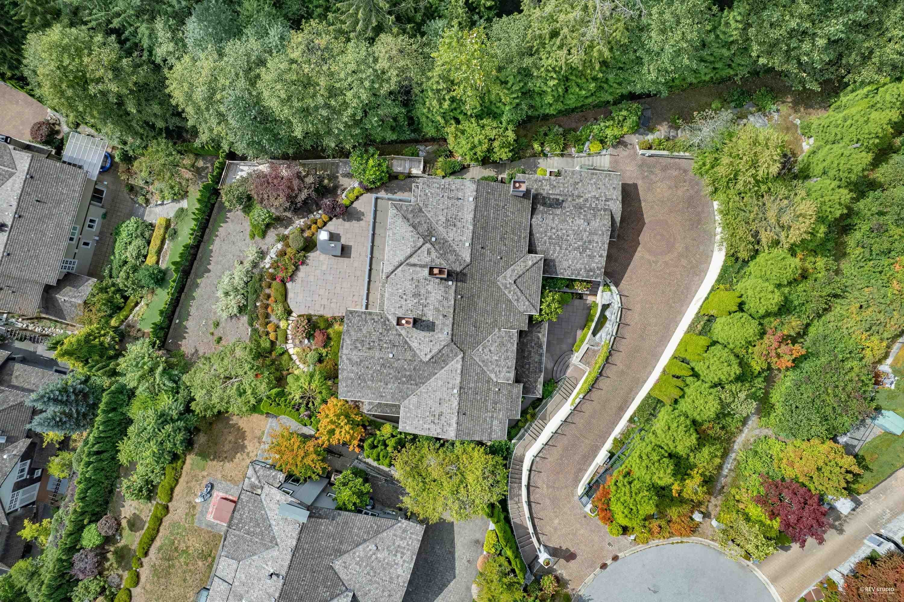 2793 Willoughby Road, West Vancouver, BC - Outdoor