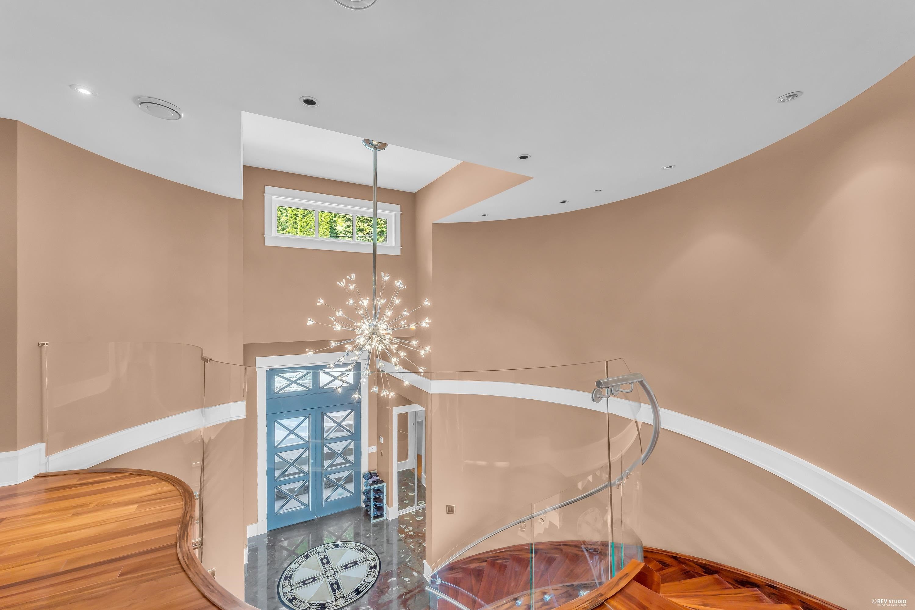 2793 Willoughby Road, West Vancouver, BC - Indoor Photo Showing Other Room