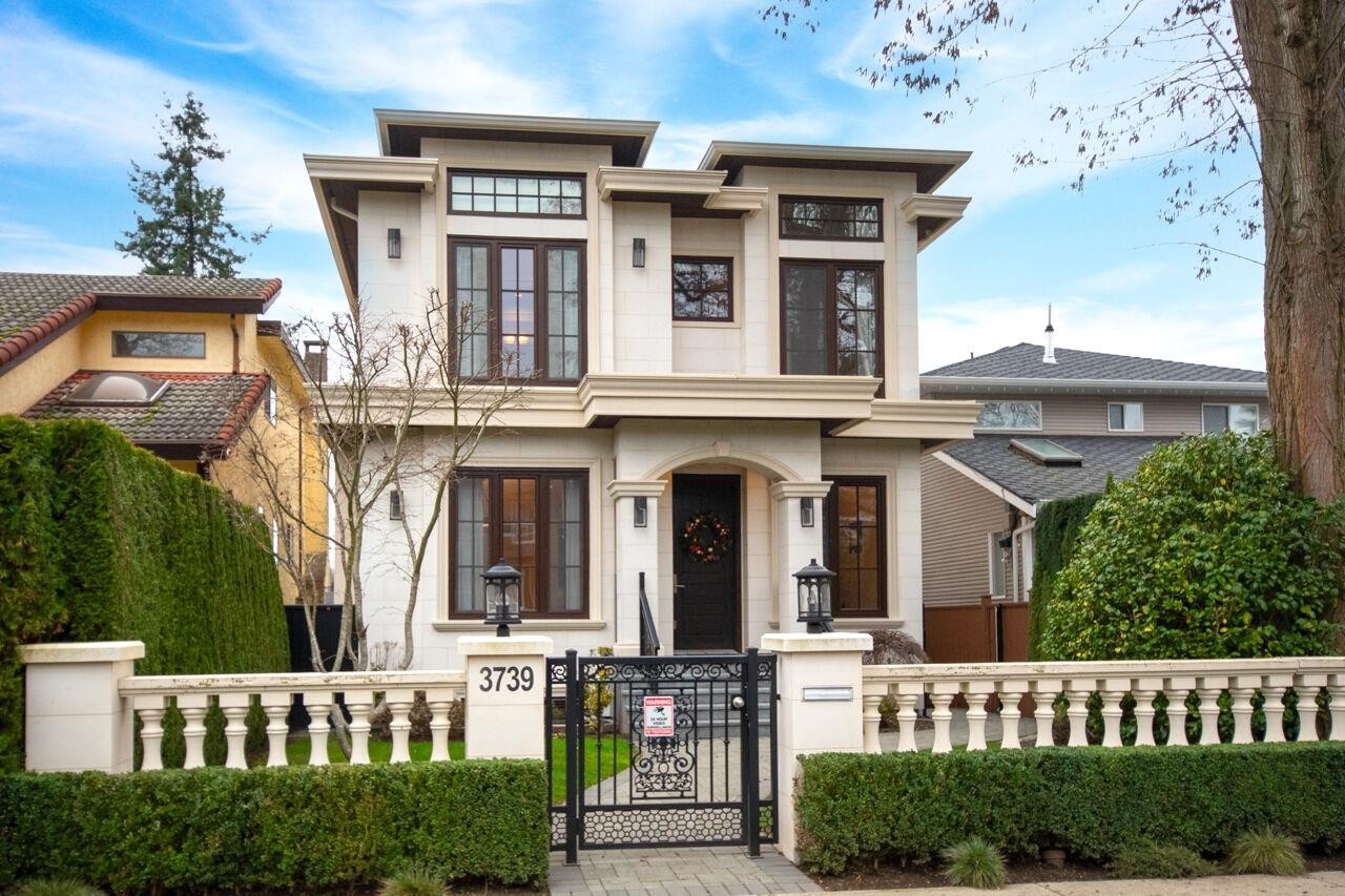 3739 24Th Avenue W, Vancouver, BC - Outdoor With Facade