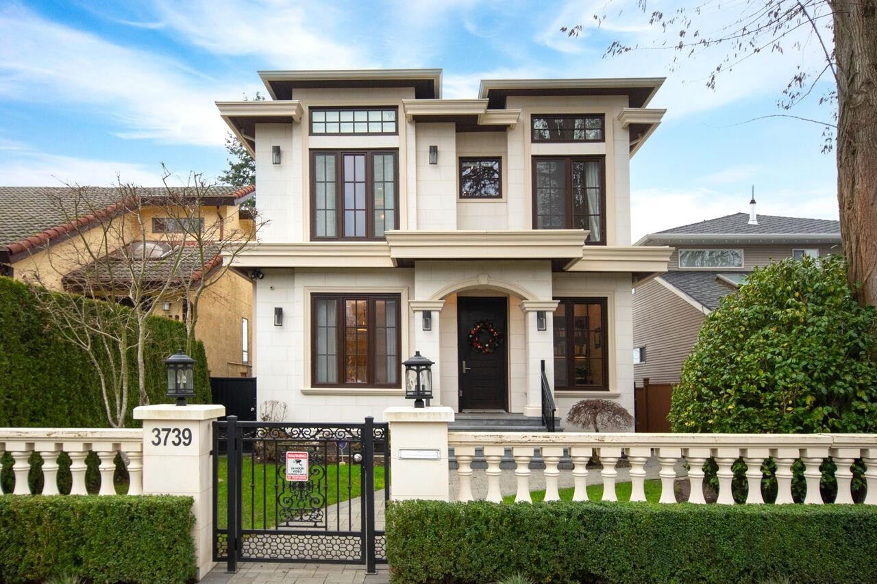 3739 24Th Avenue W, Vancouver, BC - Outdoor With Facade