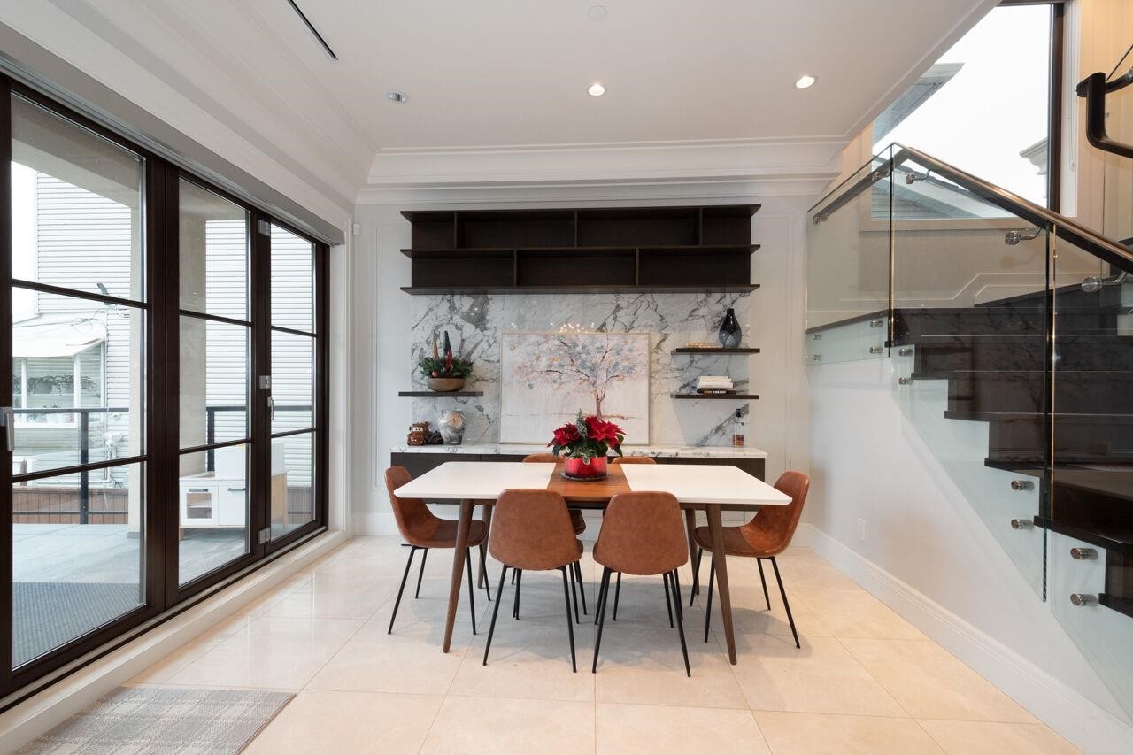 3739 24Th Avenue W, Vancouver, BC - Indoor Photo Showing Dining Room