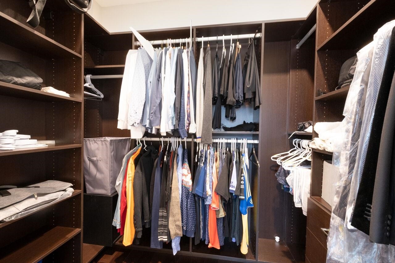 3739 24Th Avenue W, Vancouver, BC - Indoor With Storage