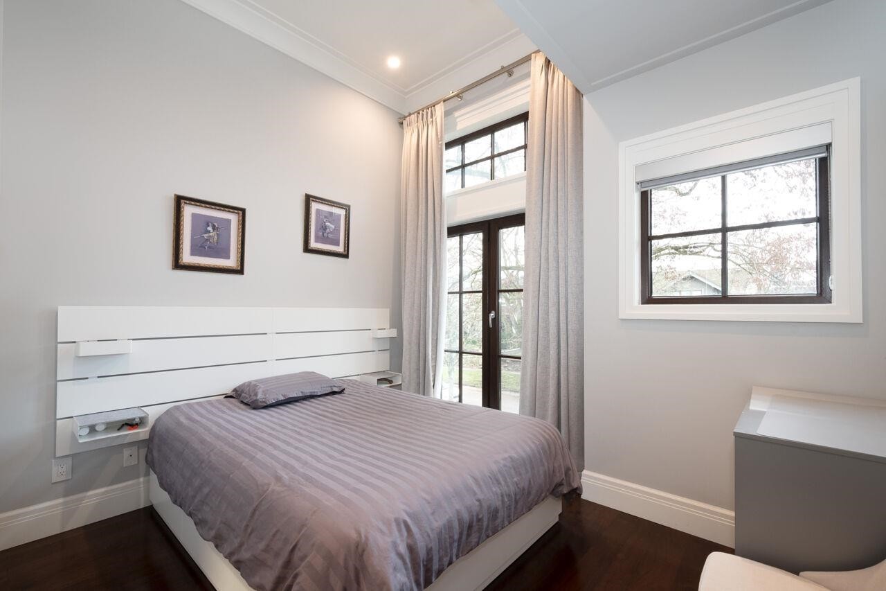 3739 24Th Avenue W, Vancouver, BC - Indoor Photo Showing Bedroom