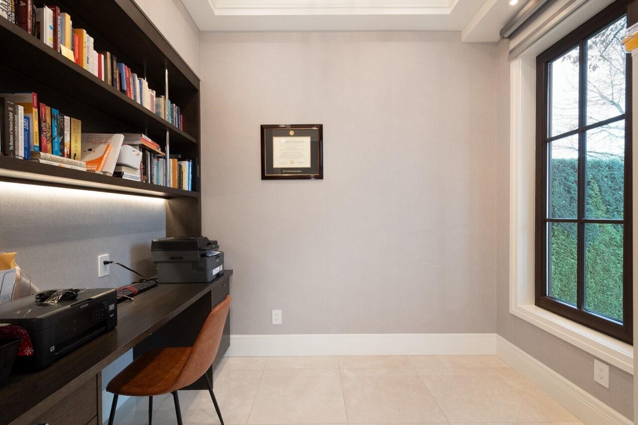 3739 24Th Avenue W, Vancouver, BC - Indoor Photo Showing Other Room