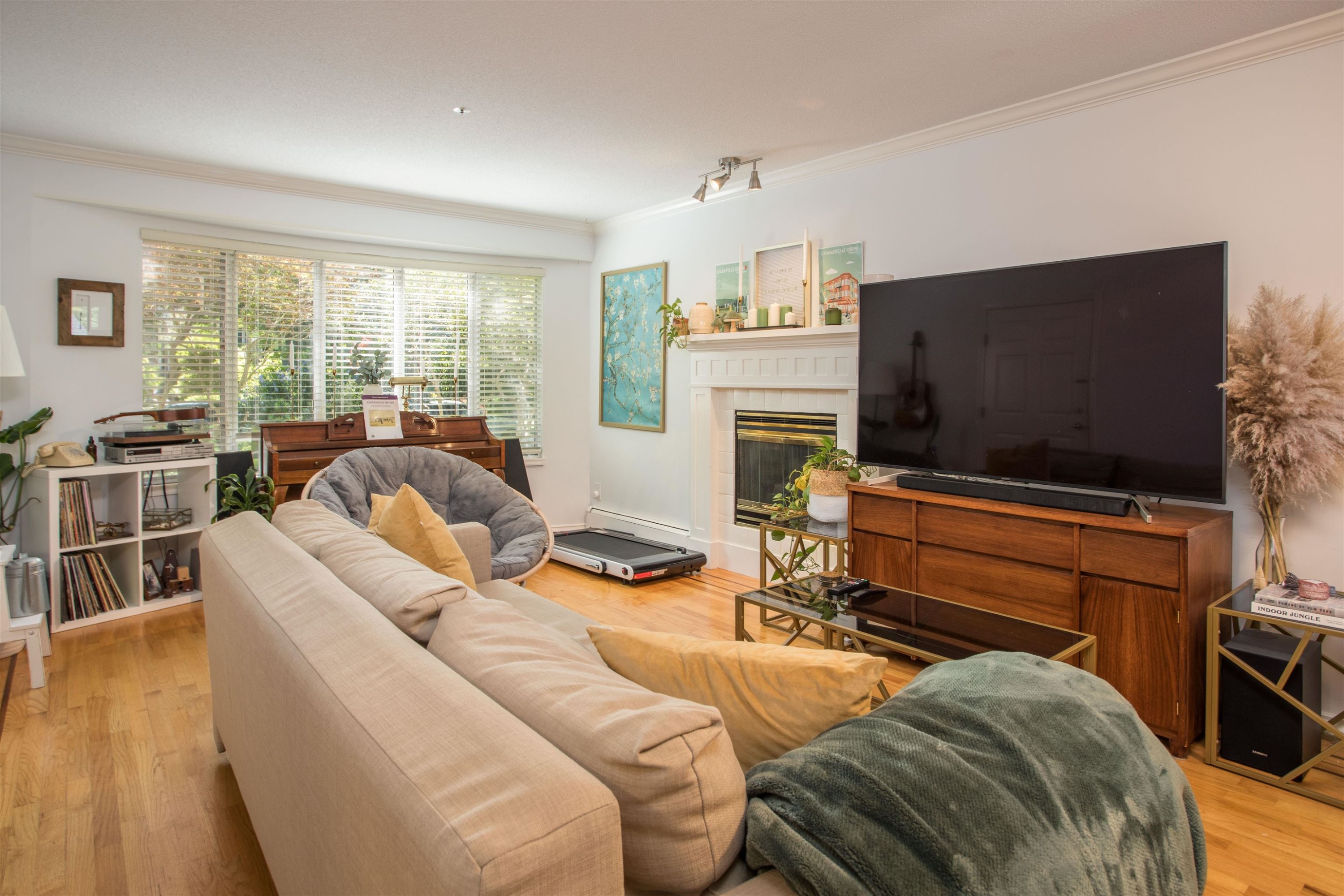 2945 12Th Avenue W, Vancouver, BC