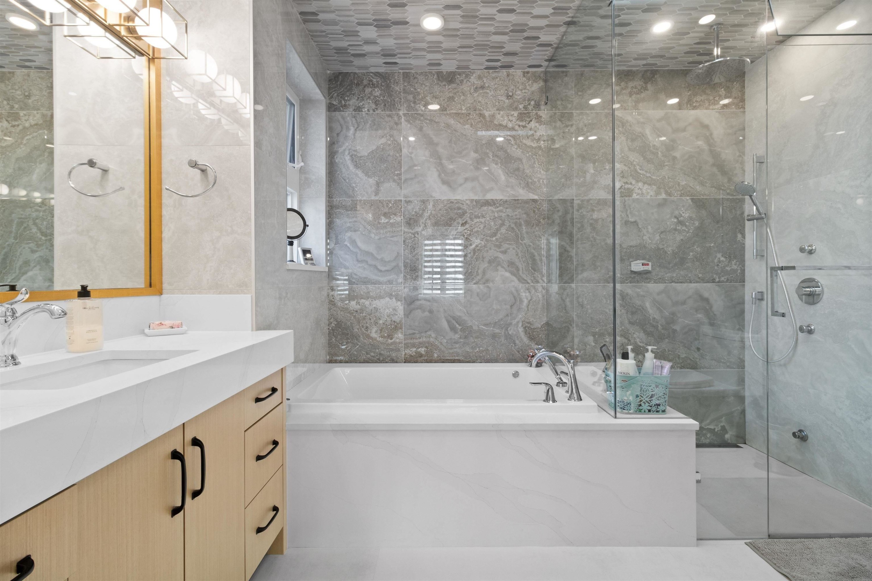 7662 French Street, Vancouver, BC