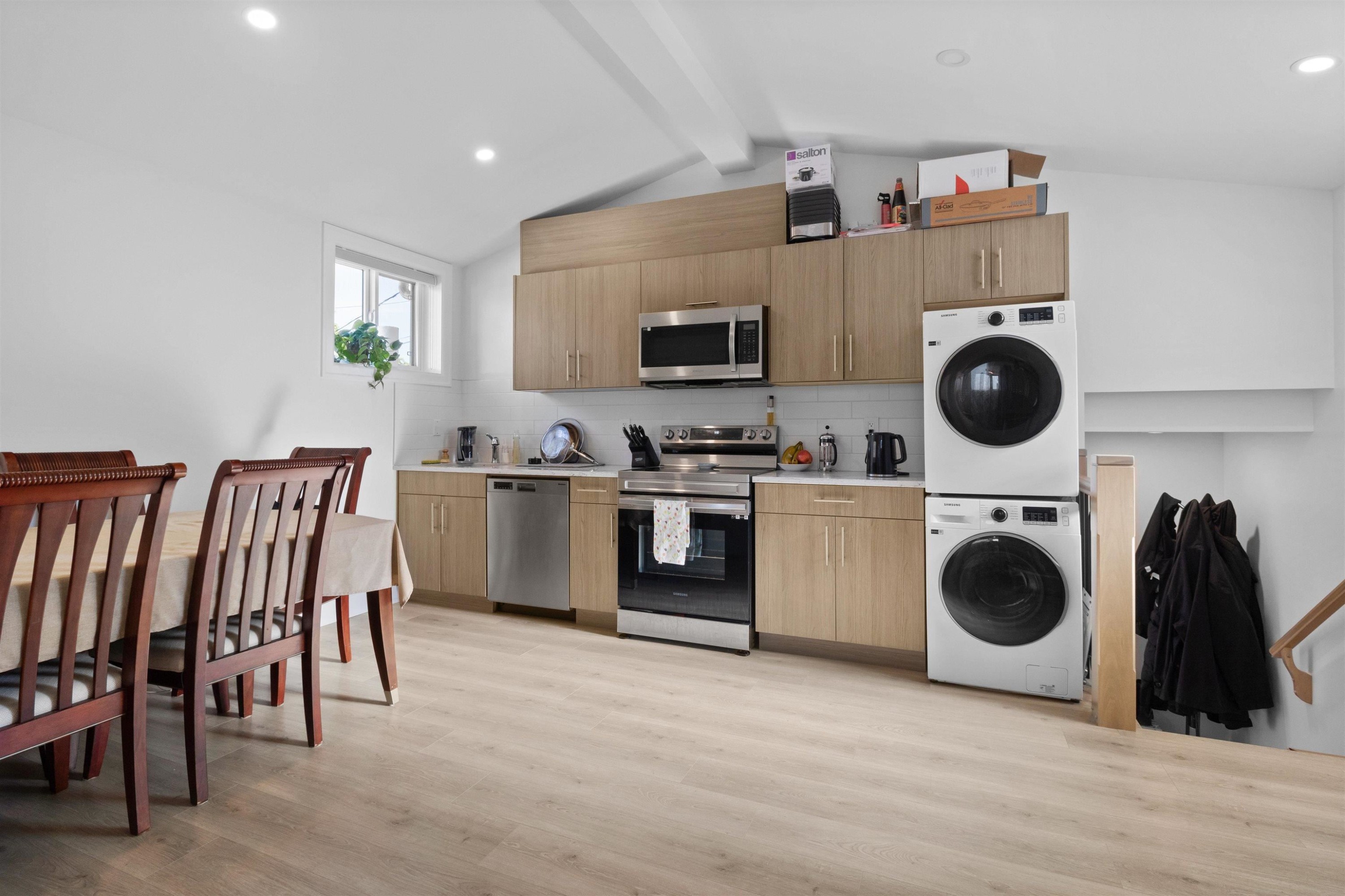 7662 French Street, Vancouver, BC