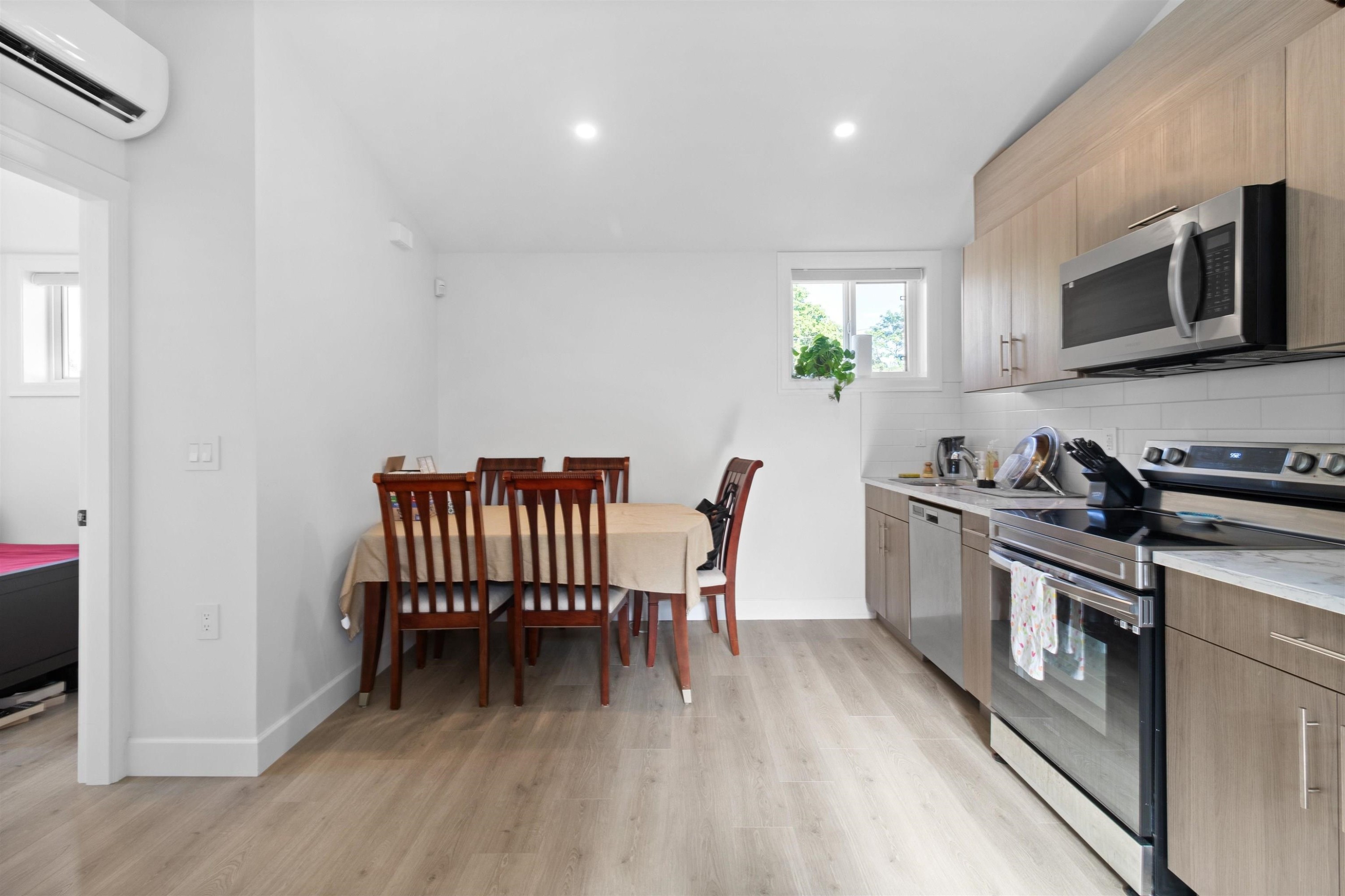 7662 French Street, Vancouver, BC