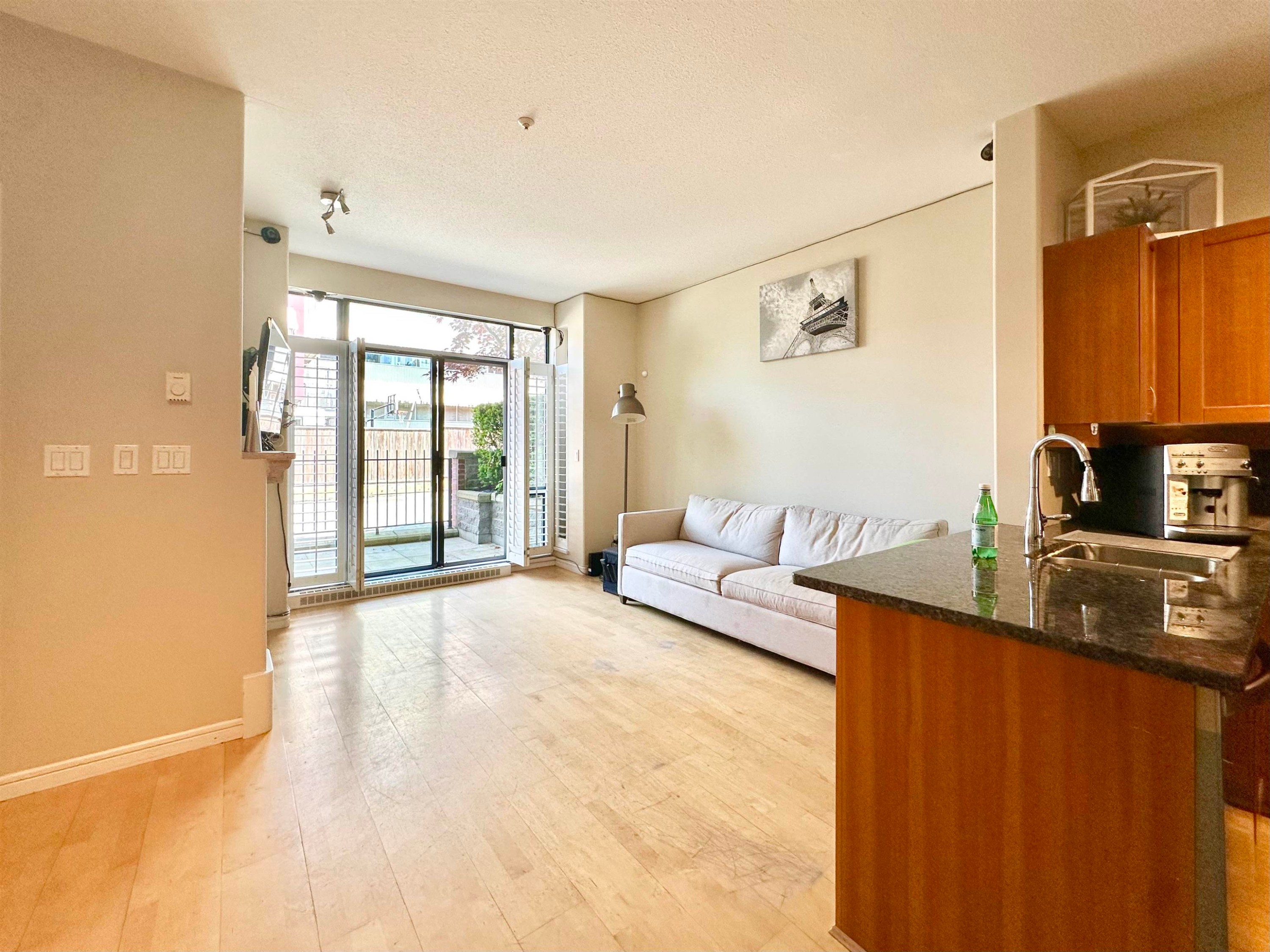 2688 Vine, Vancouver, BC