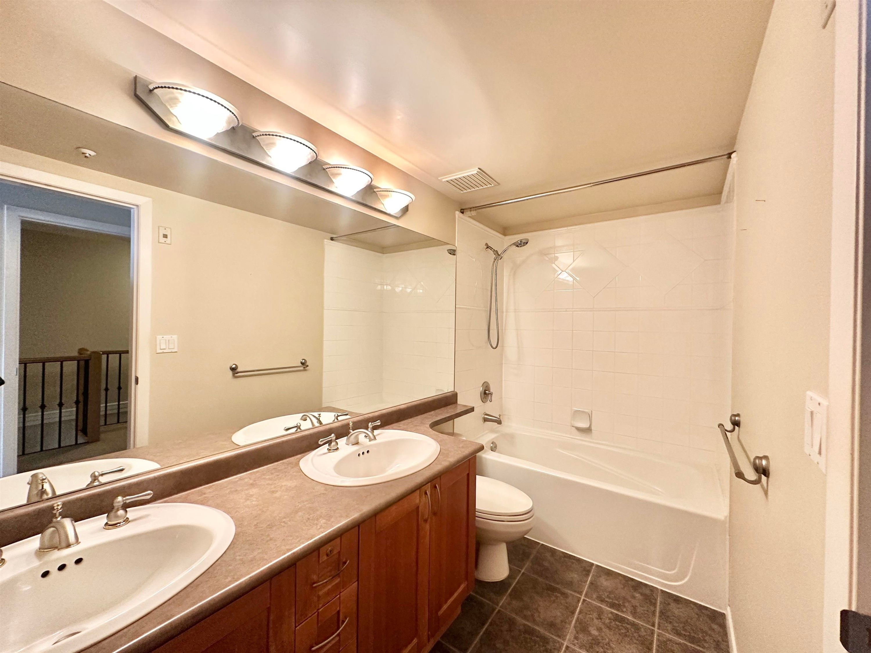 2688 Vine, Vancouver, BC