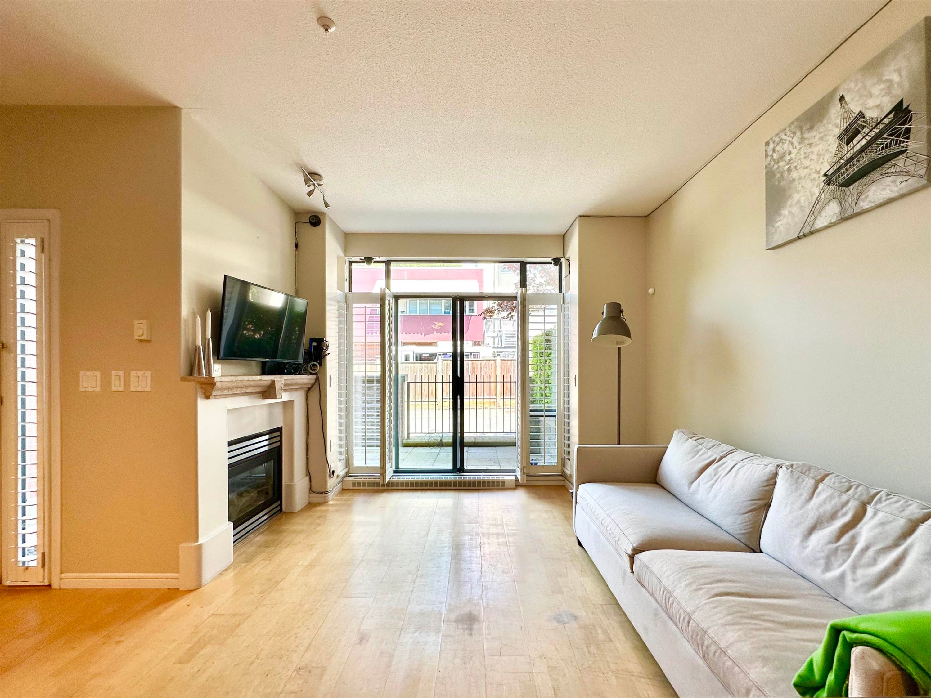 2688 Vine, Vancouver, BC