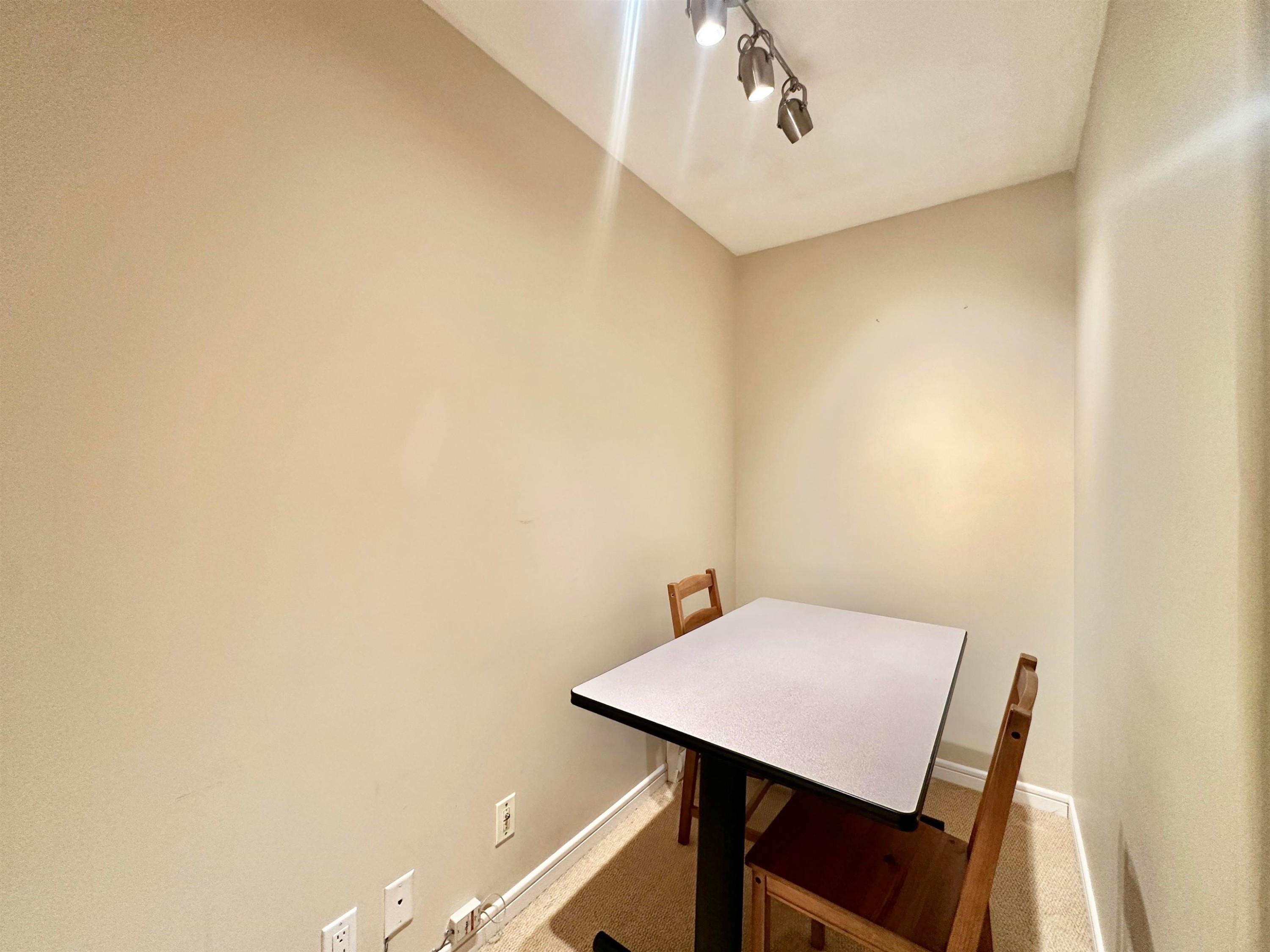 2688 Vine, Vancouver, BC