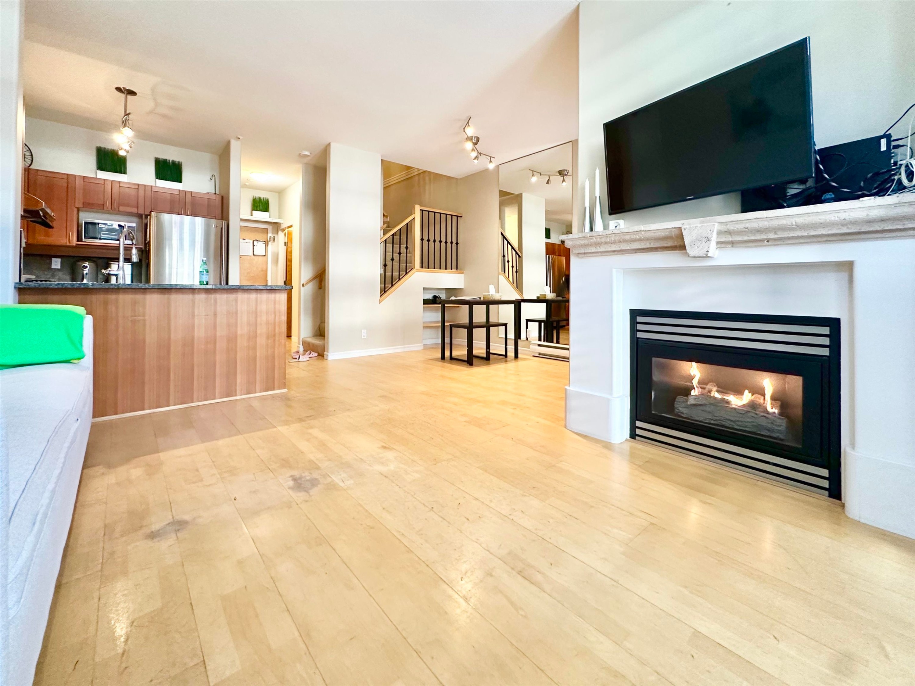 2688 Vine, Vancouver, BC