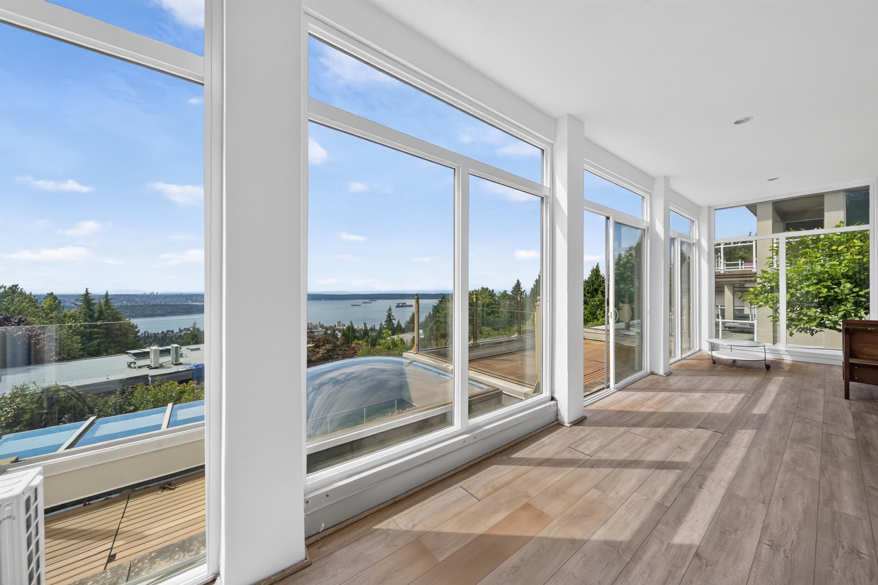 1572 Chippendale Court, West Vancouver, BC