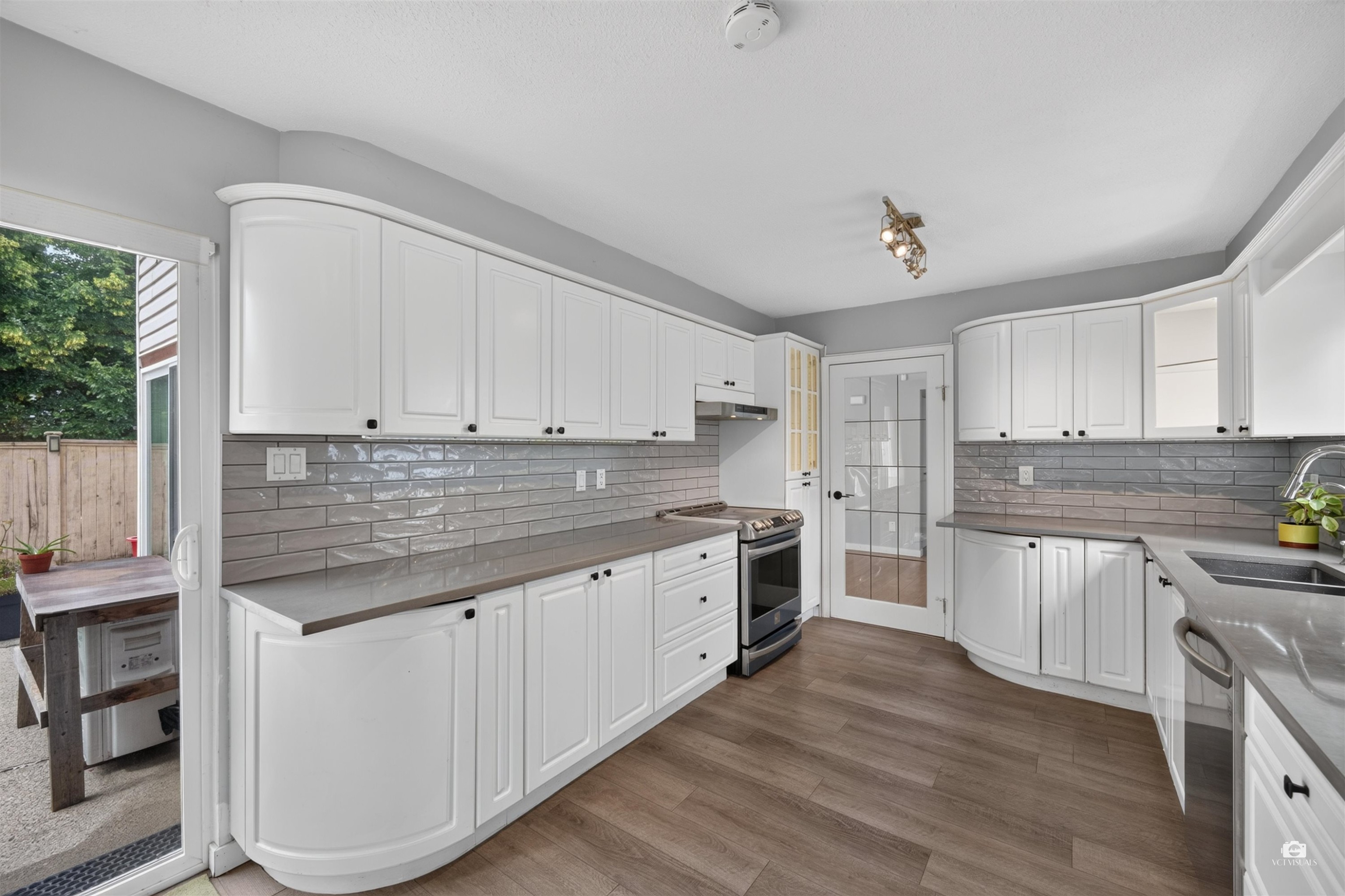 2550 Raven Court, Coquitlam, BC