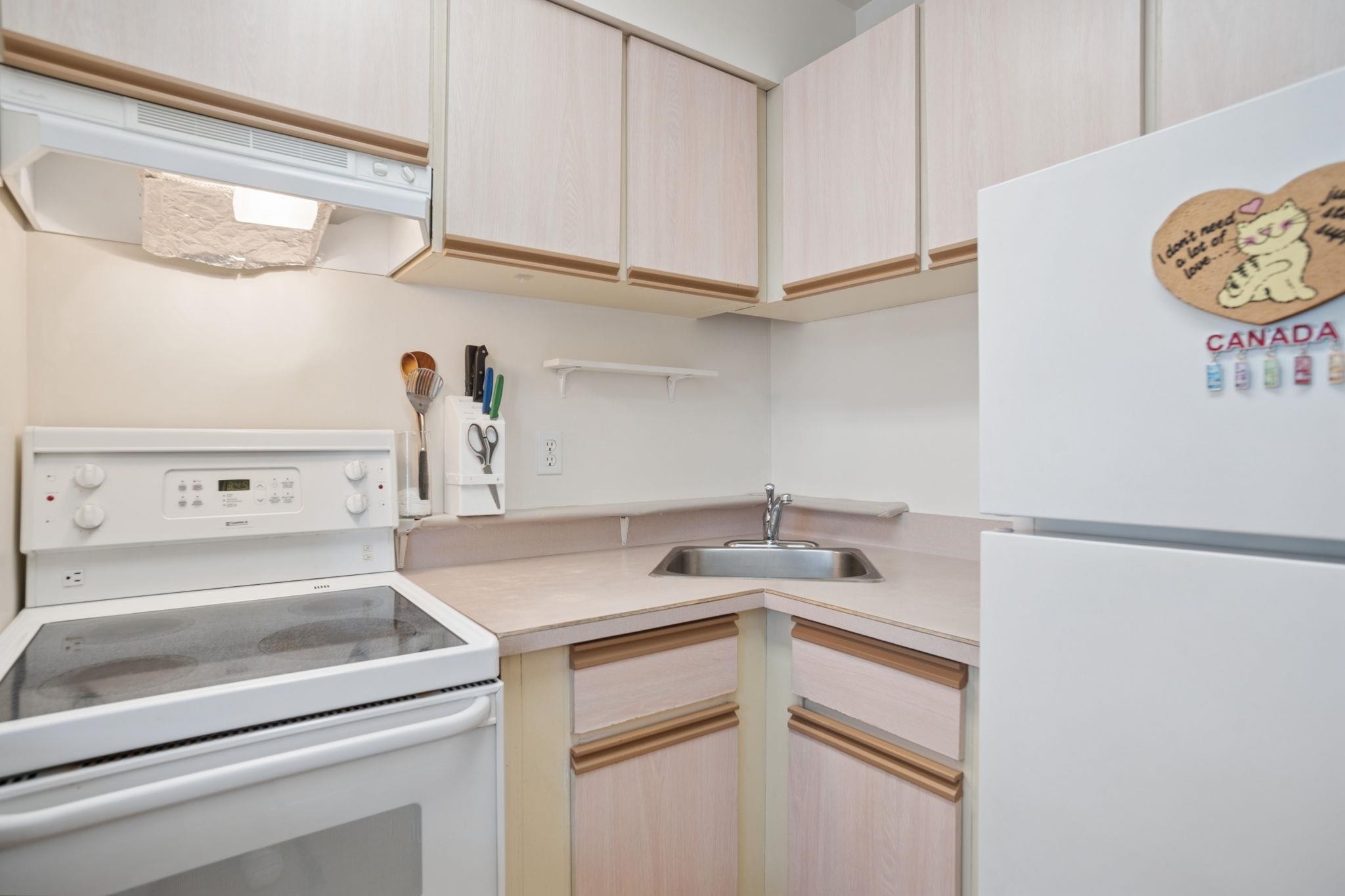 305-1545 2Nd Avenue E, Vancouver, BC