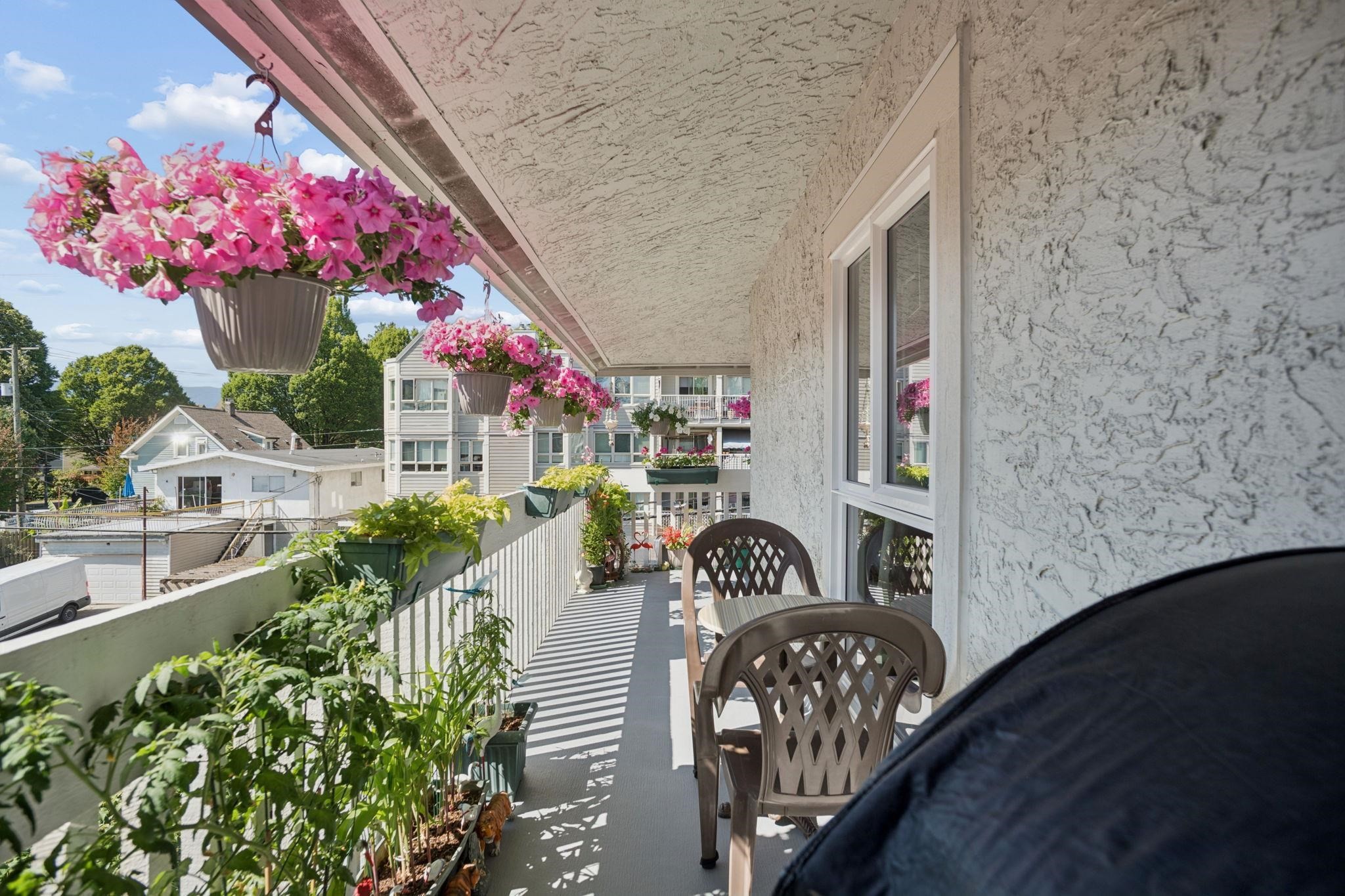 305-1545 2Nd Avenue E, Vancouver, BC