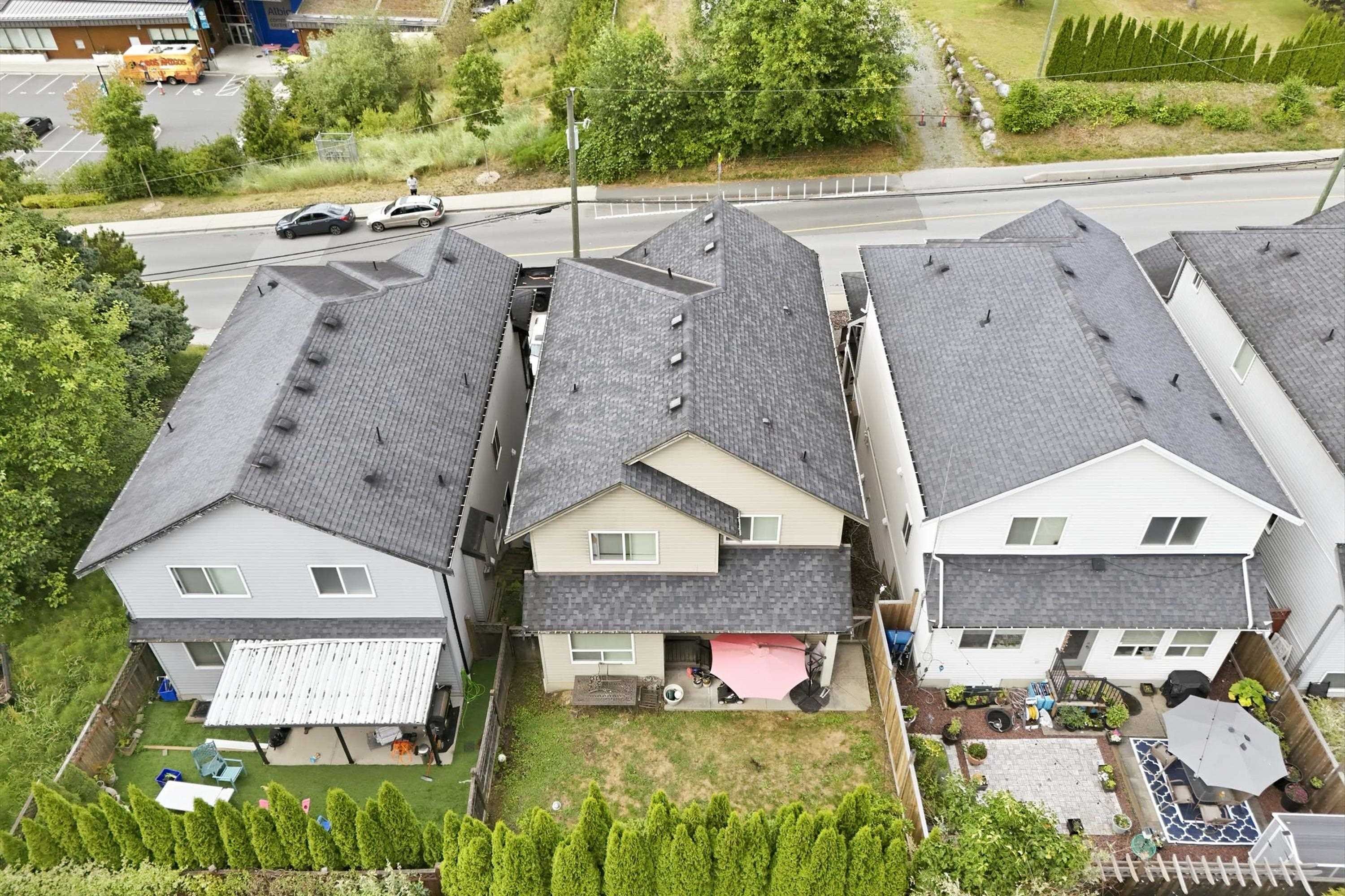 24176 104 Avenue, Maple Ridge, BC