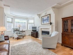B207-4821 53 Street Ladner, BC V4K 2Z3