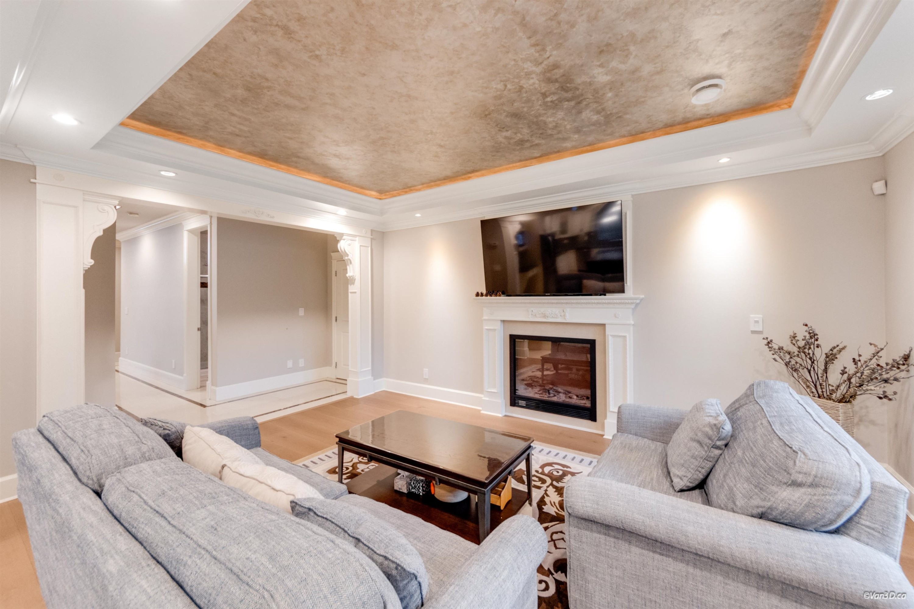 5011 Colbeck Road, Richmond, BC - Indoor Photo Showing Living Room With Fireplace
