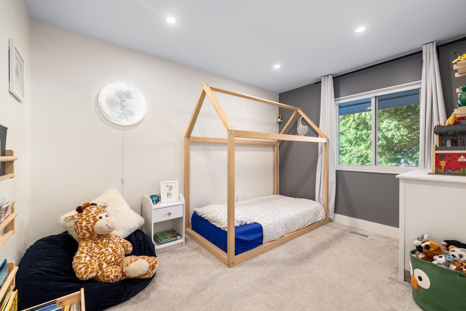 4663 Hoskins Road, North Vancouver, BC