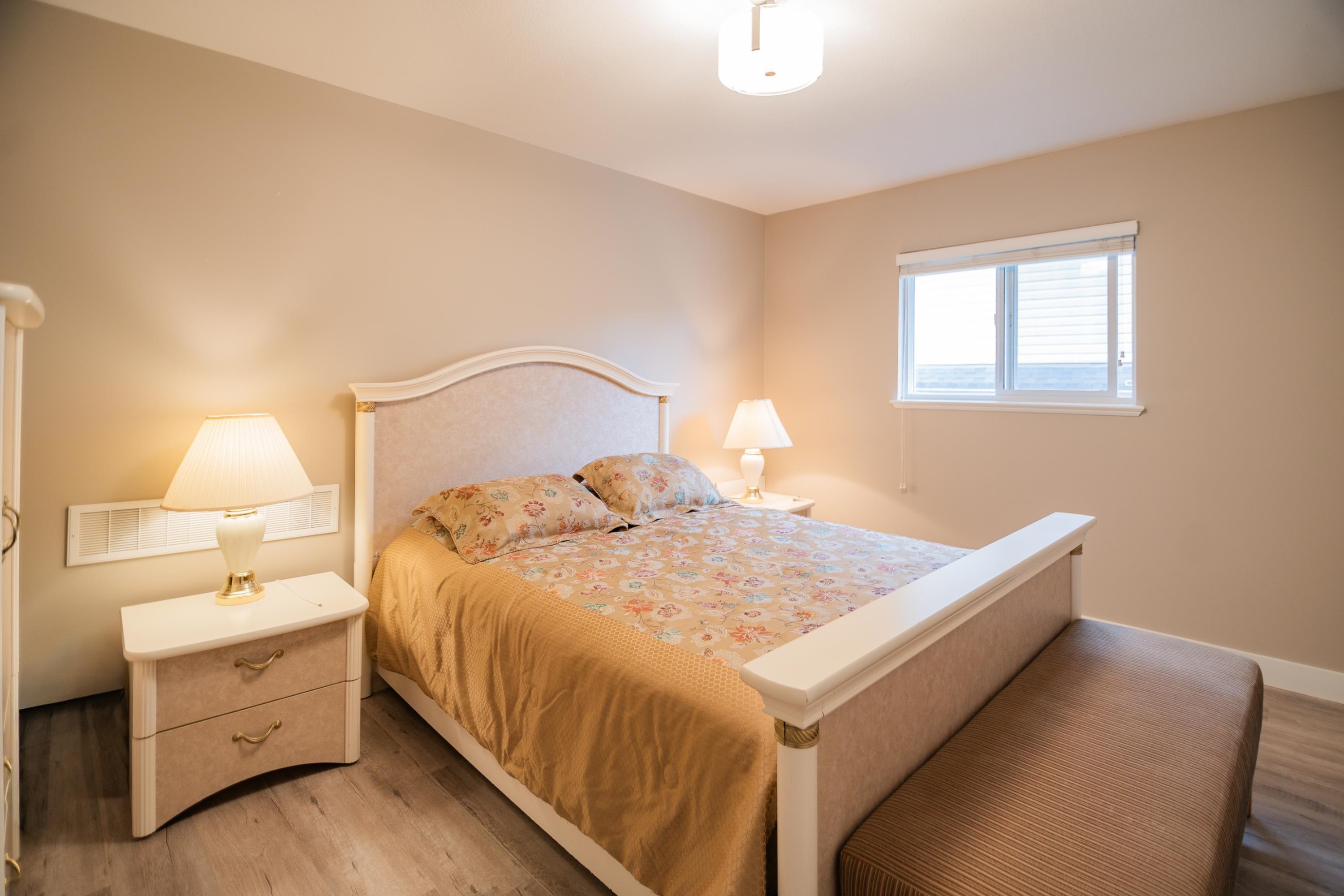23717 110 Avenue, Maple Ridge, BC - Indoor Photo Showing Bedroom