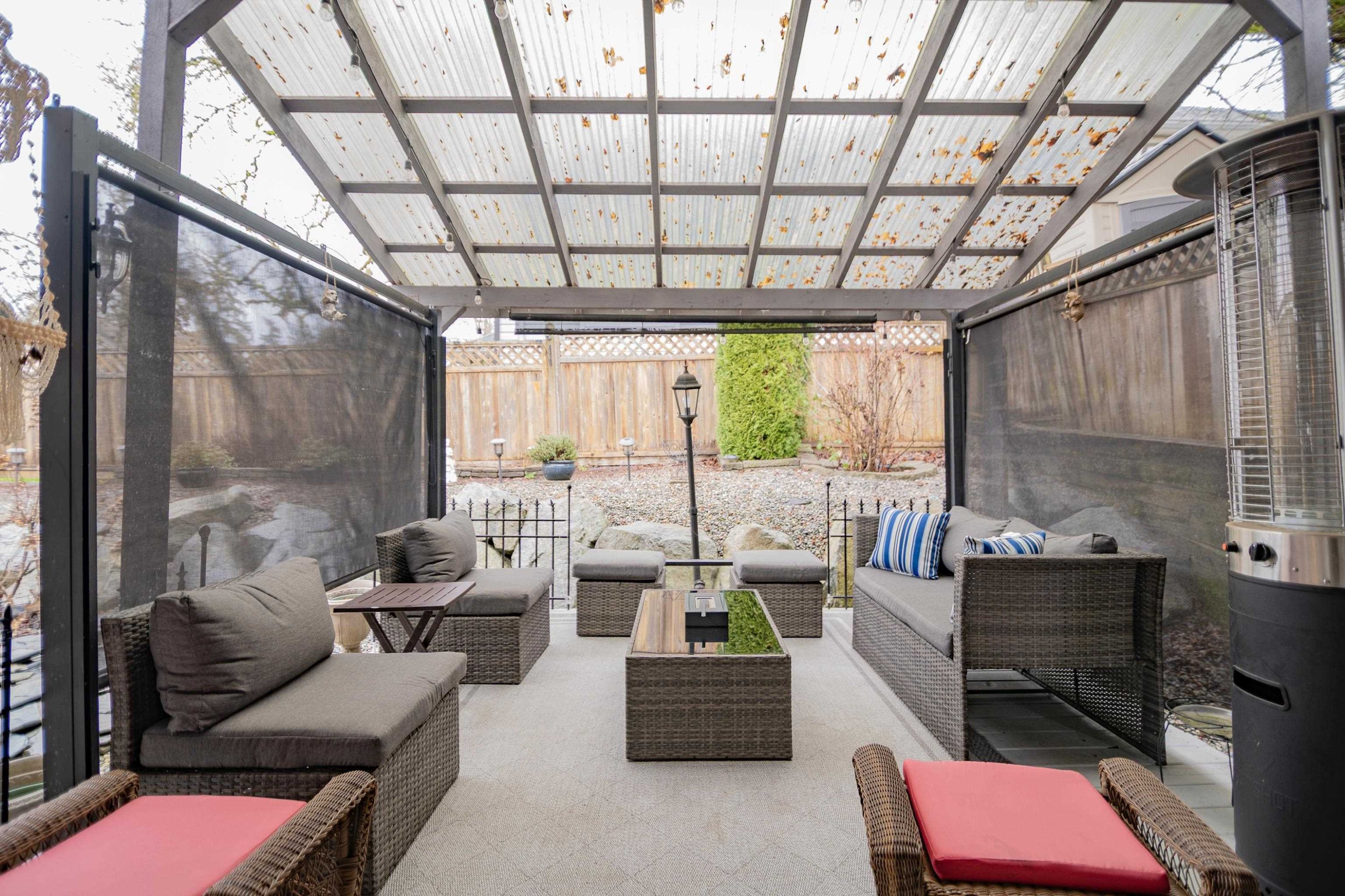 23717 110 Avenue, Maple Ridge, BC - Indoor