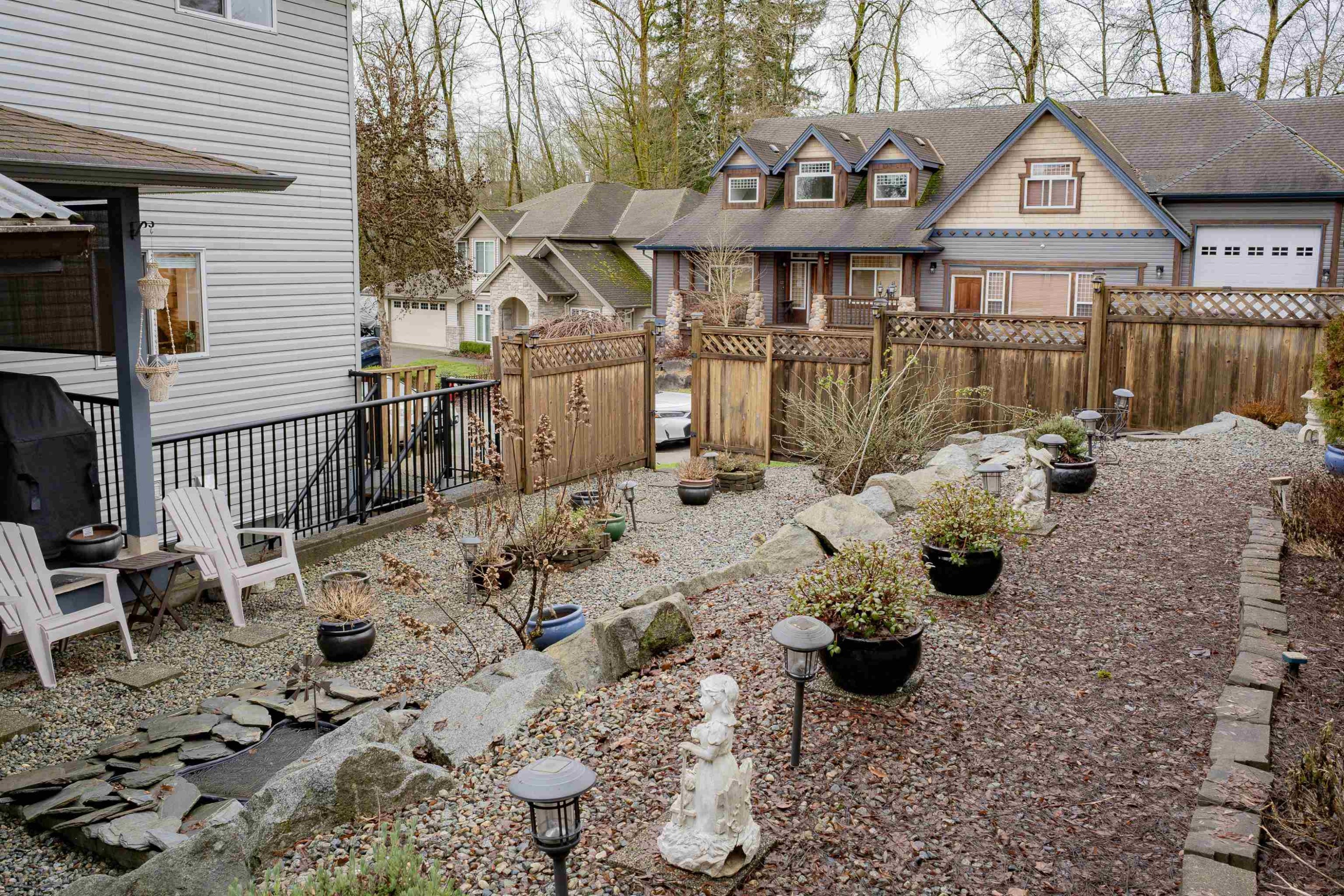 23717 110 Avenue, Maple Ridge, BC - Outdoor